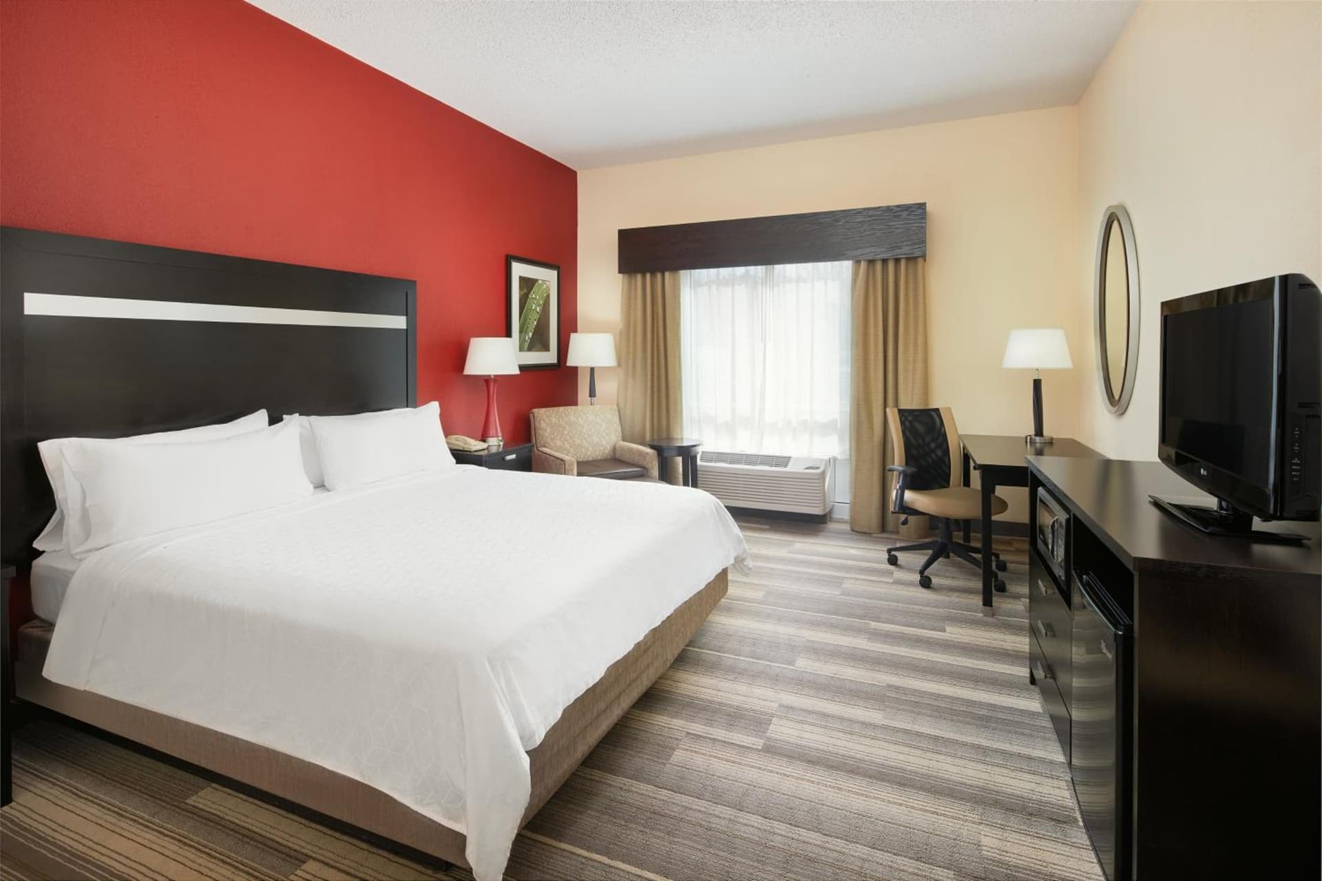 Holiday Inn Express & Suites I-26 & Us 29 At Westgate Mall by IHG gallery photo in Spartanburg, SC — image 30