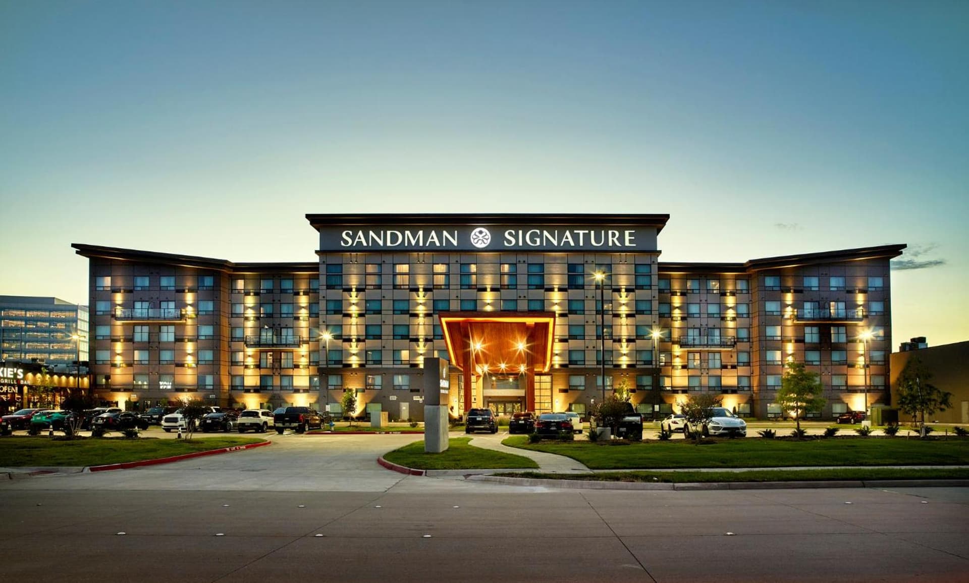 Sandman Signature Plano-Frisco Hotel gallery photo in Plano, TX — image 38
