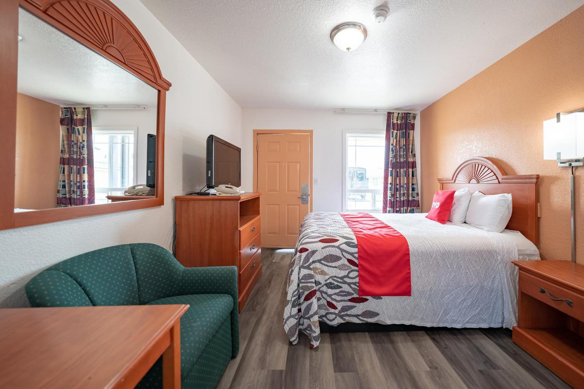 Budget Inn Madras by OYO property views in Madras, OR — gallery photo 3