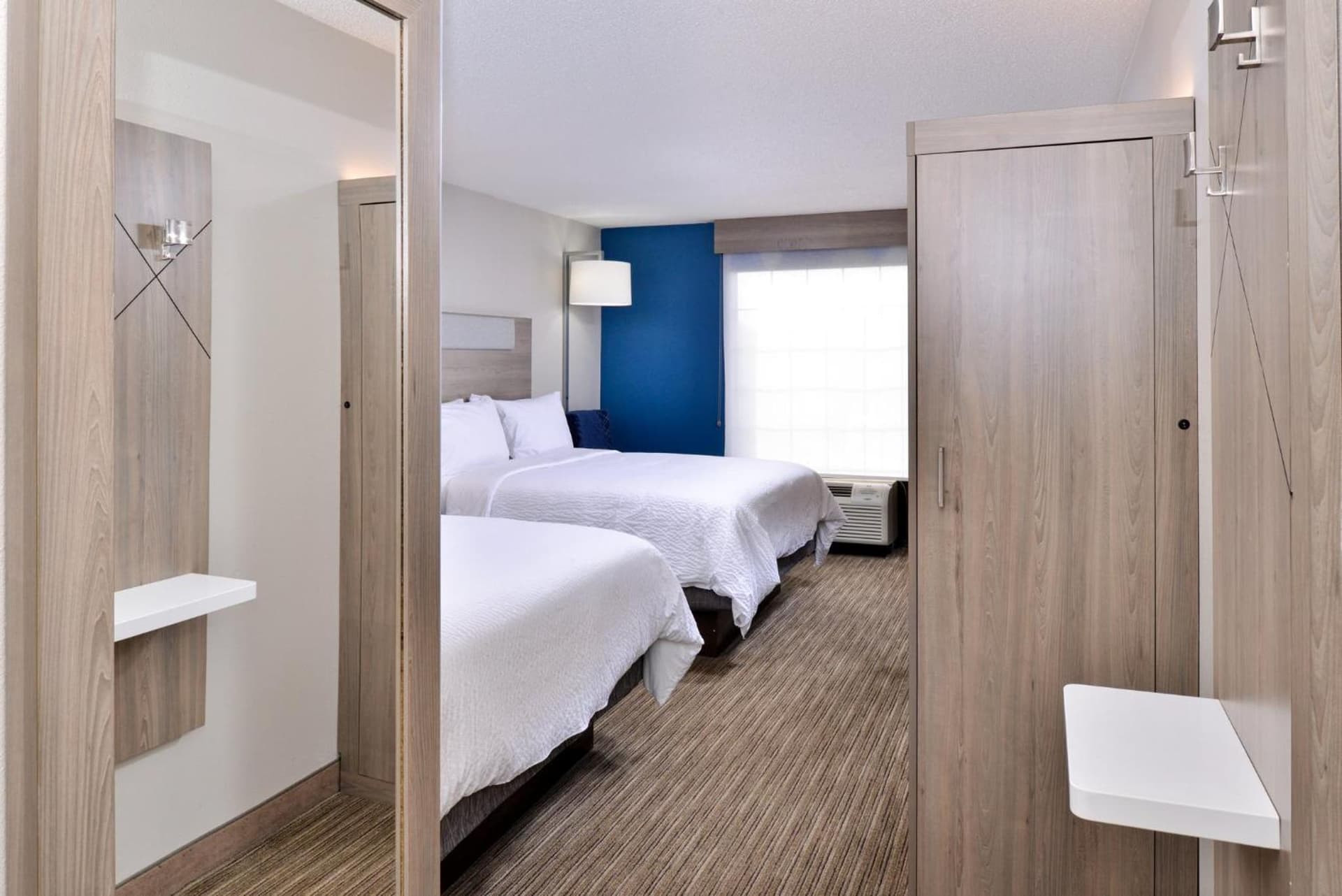 Holiday Inn Express Winston-Salem Medical Ctr Area gallery photo in Winston-Salem, NC — image 31