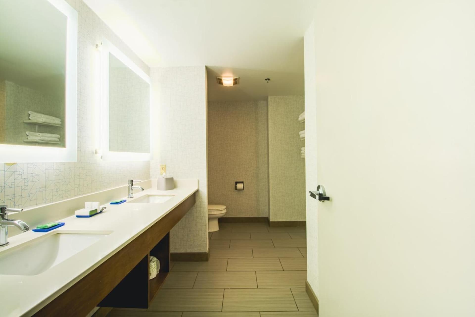 Holiday Inn Express & Suites - Lincoln East - White Mountains by IHG gallery photo in Lincoln — image 51