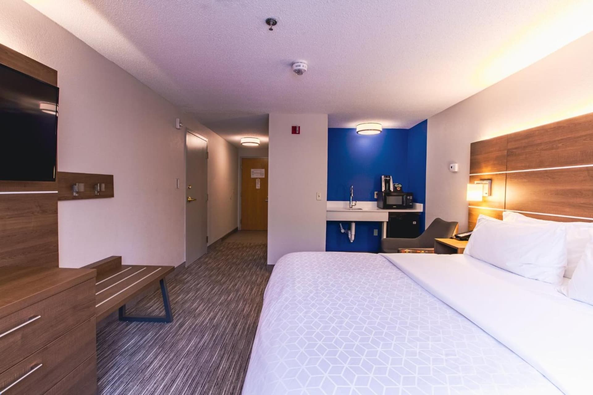 Holiday Inn Express & Suites - Lincoln East - White Mountains by IHG gallery photo in Lincoln — image 11