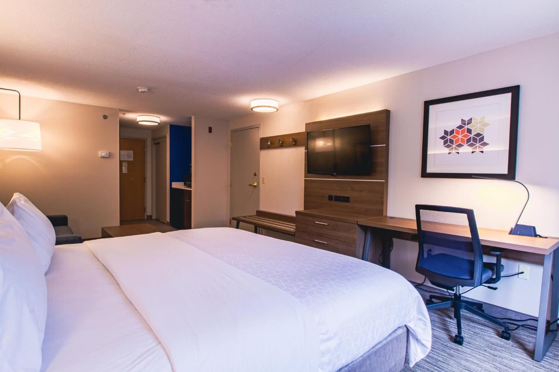 Holiday Inn Express & Suites - Lincoln East - White Mountains by IHG gallery photo in Lincoln — image 69