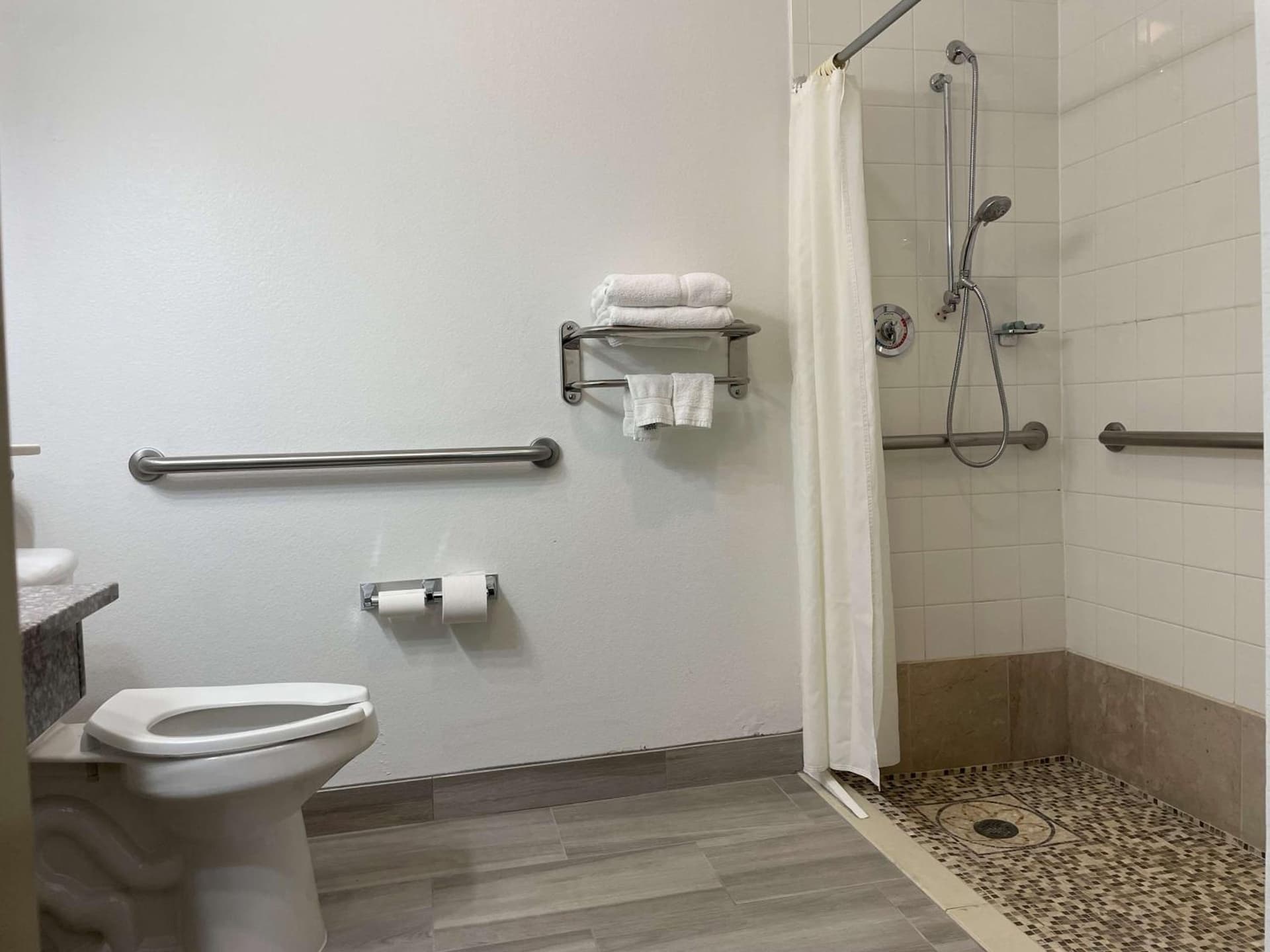Best Western Roanoke Inn & Suites gallery photo in Roanoke, TX — image 11