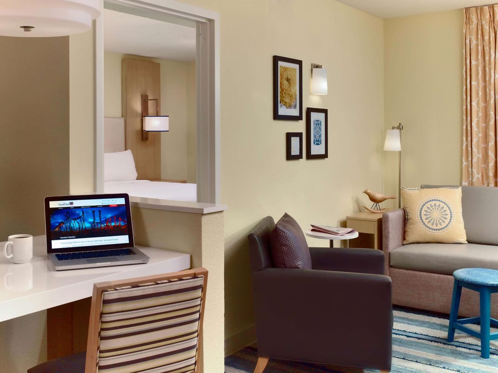 Sonesta ES Suites Houston Galleria gallery photo in Houston, TX — image 18