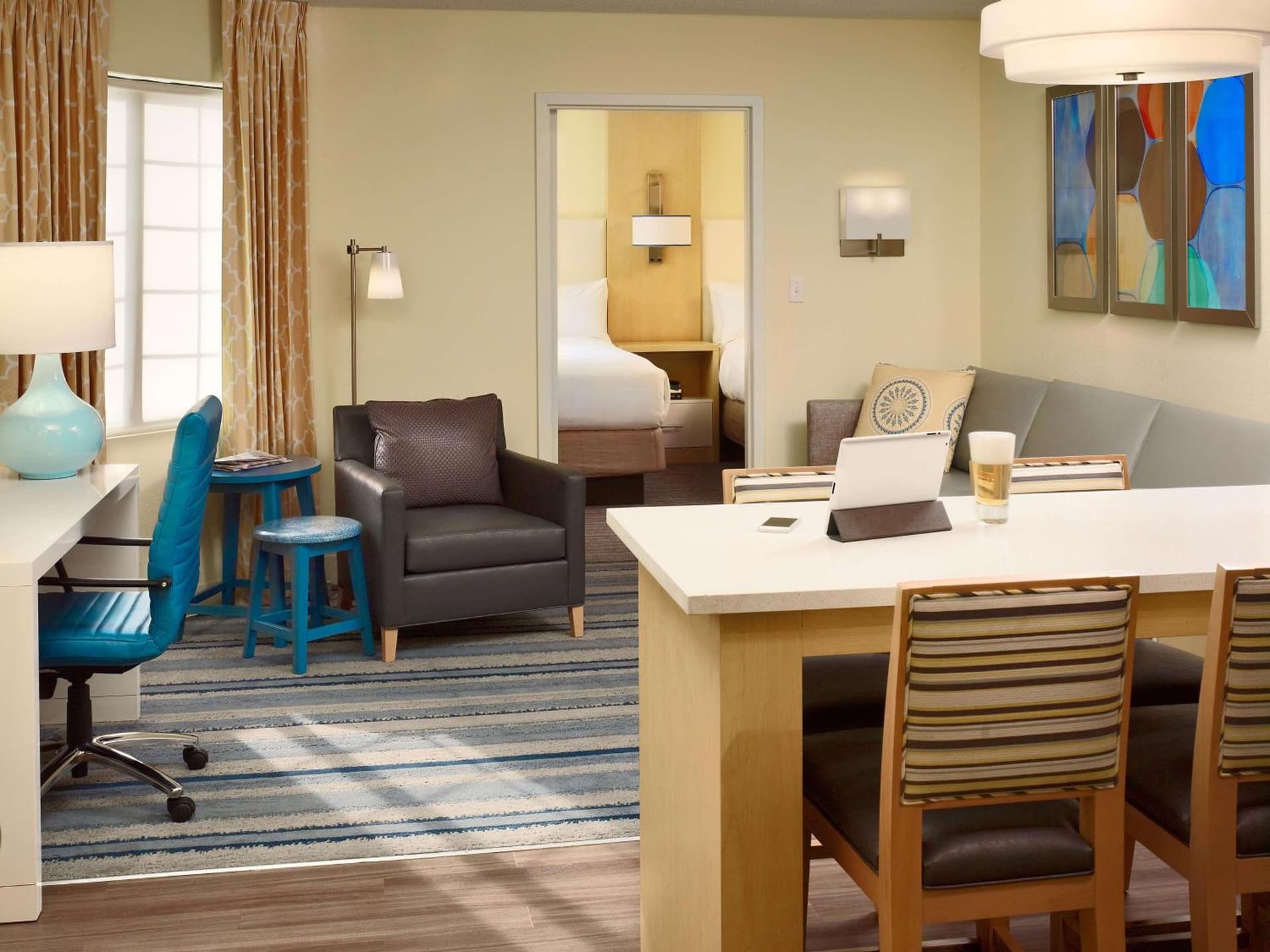 Sonesta ES Suites Houston Galleria gallery photo in Houston, TX — image 9