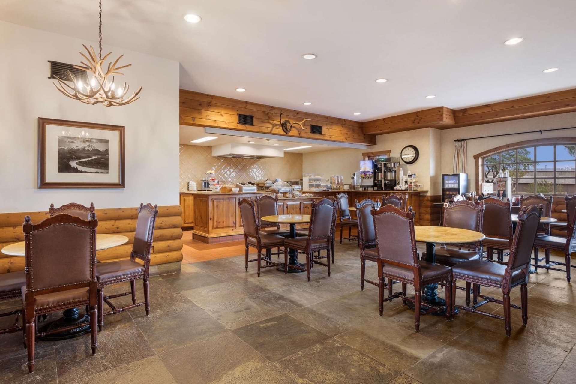Best Western Corona Hotel & Suites gallery photo in Corona, CA — image 14