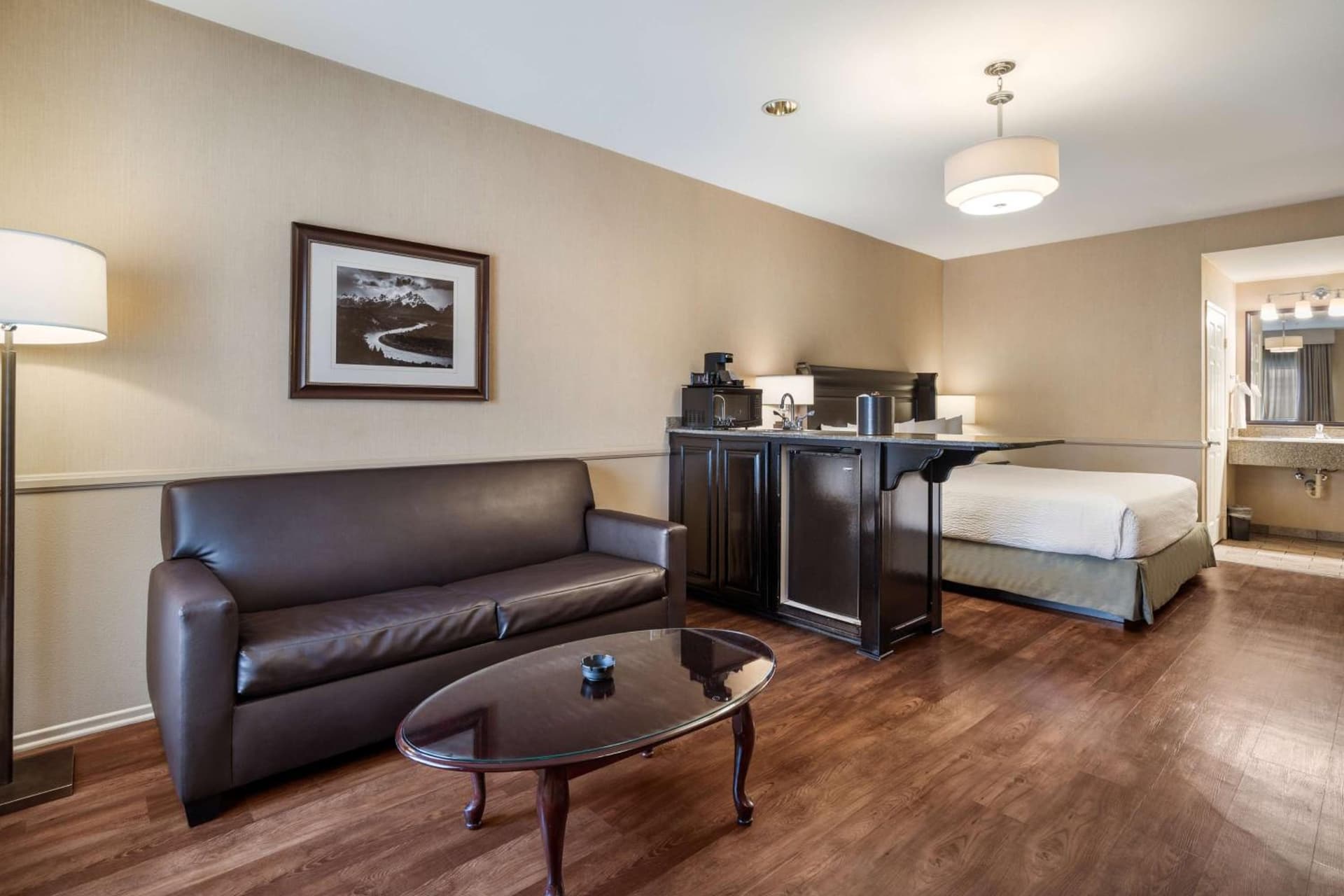 Best Western Corona Hotel & Suites gallery photo in Corona, CA — image 35