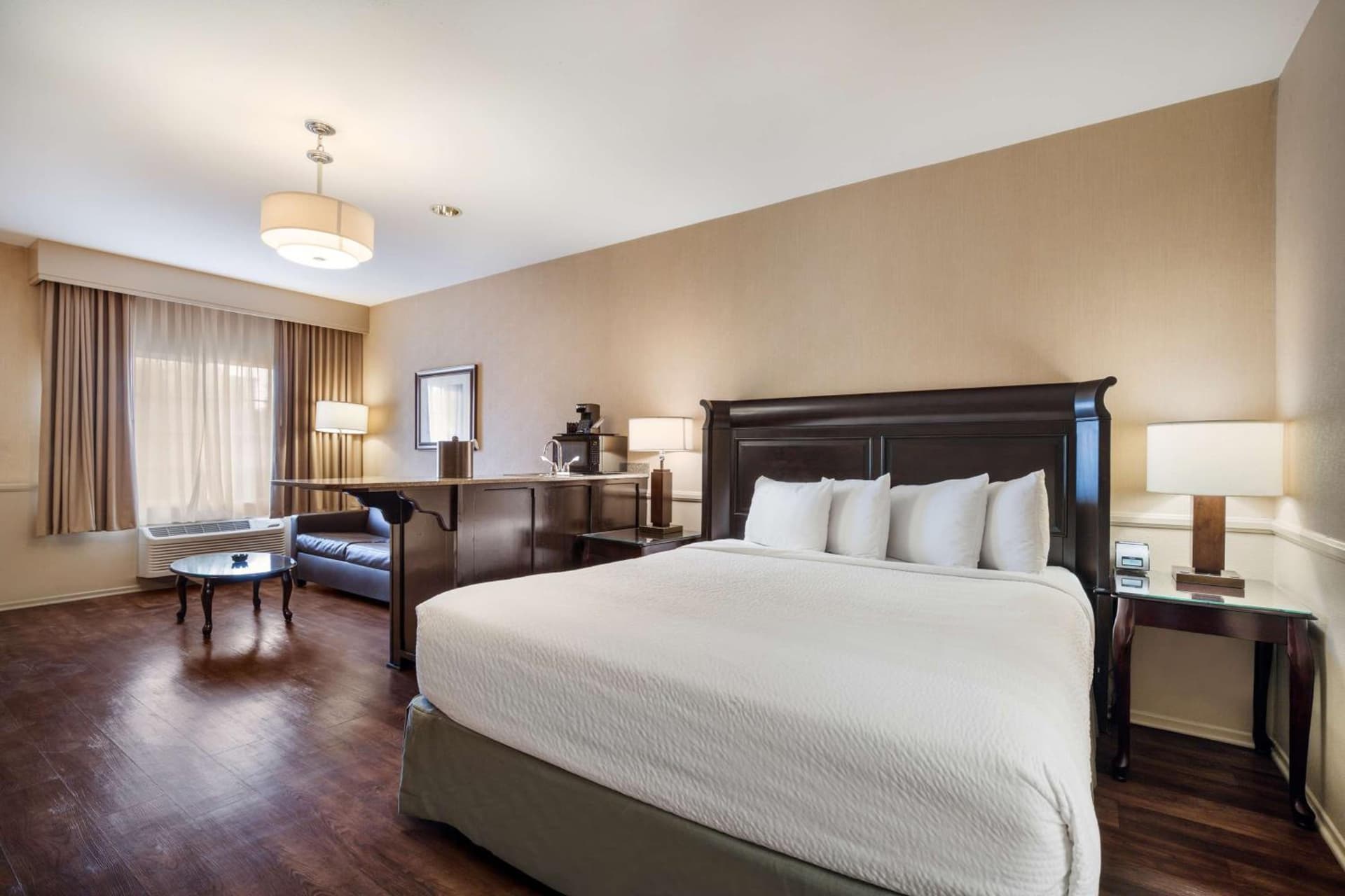 Best Western Corona Hotel & Suites gallery photo in Corona, CA — image 23