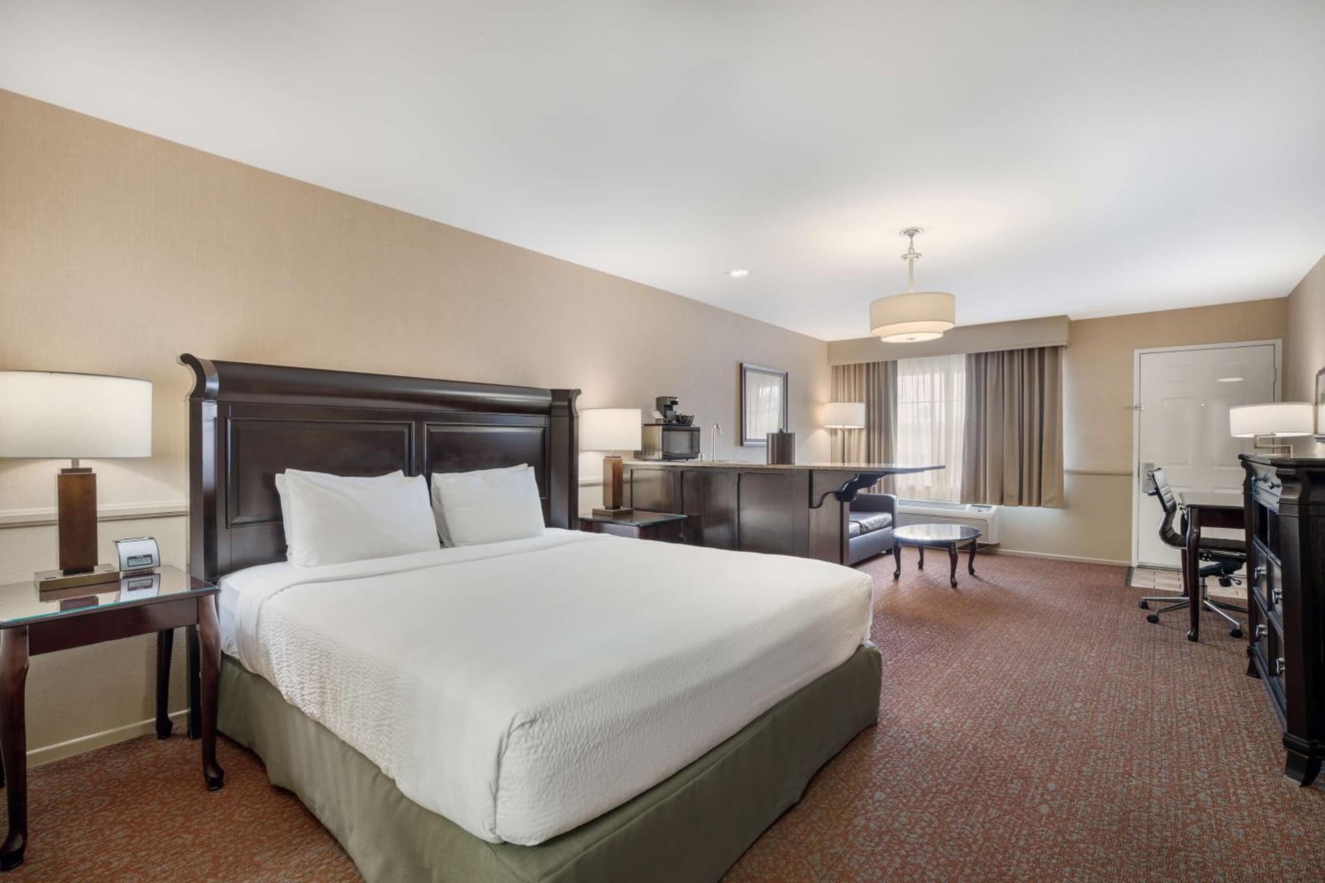 Best Western Corona Hotel & Suites gallery photo in Corona, CA — image 24