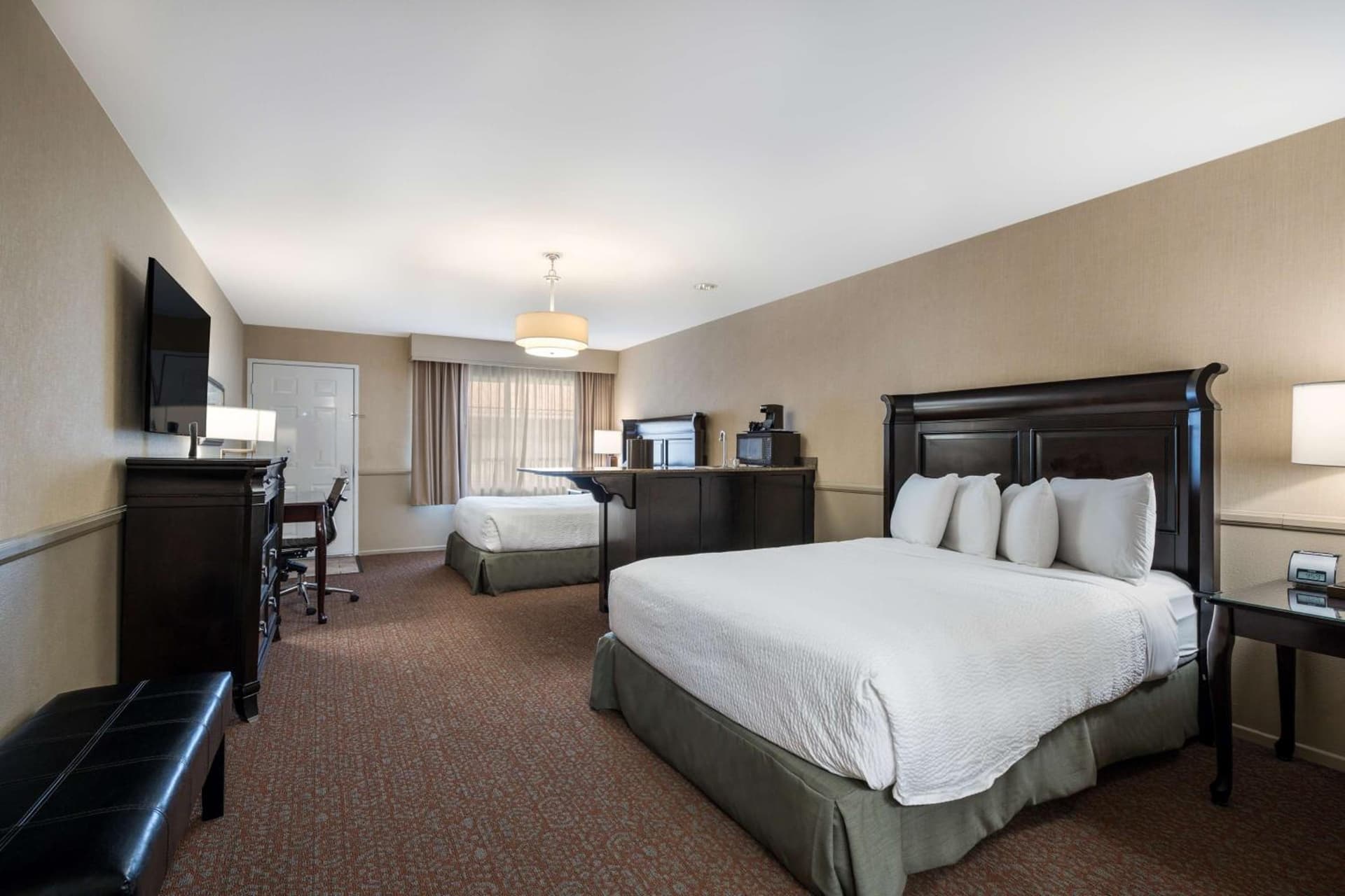 Best Western Corona Hotel & Suites gallery photo in Corona, CA — image 11