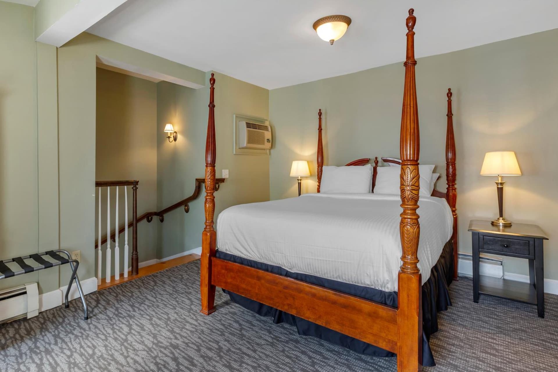 Essex Street Inn & Suites, an Ascend Collection Hotel gallery photo in Newburyport, MA — image 80