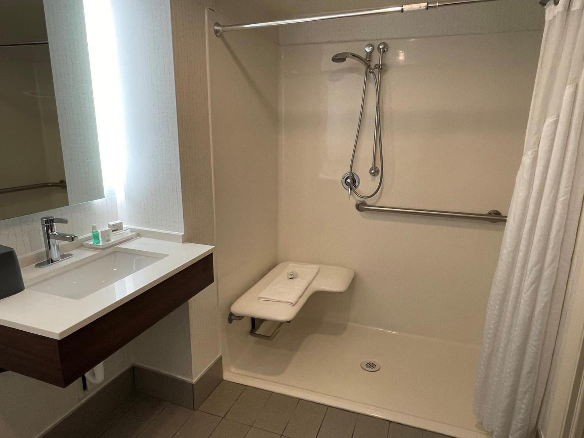Holiday Inn Lansdale-Hatfield by IHG gallery photo in Kulpsville, PA — image 36