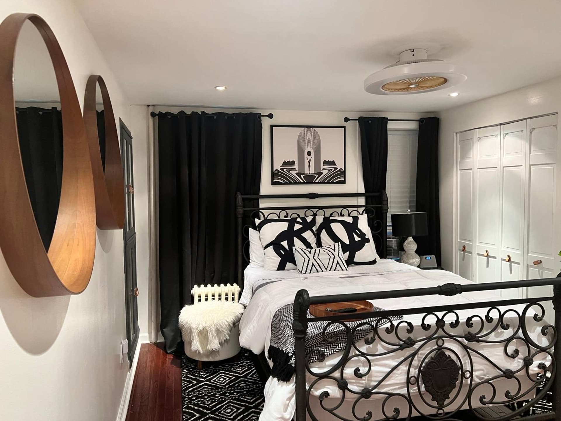 LUXE BROOKLYN Getaway property views in Brooklyn, NY — gallery photo 3