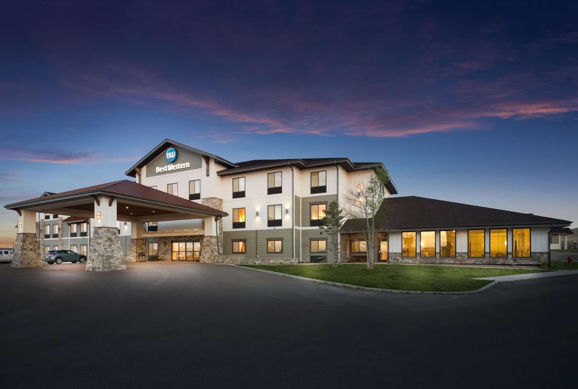 Best Western Shelby Inn & Suites featured exterior or lobby in Shelby, MT — similar hotel