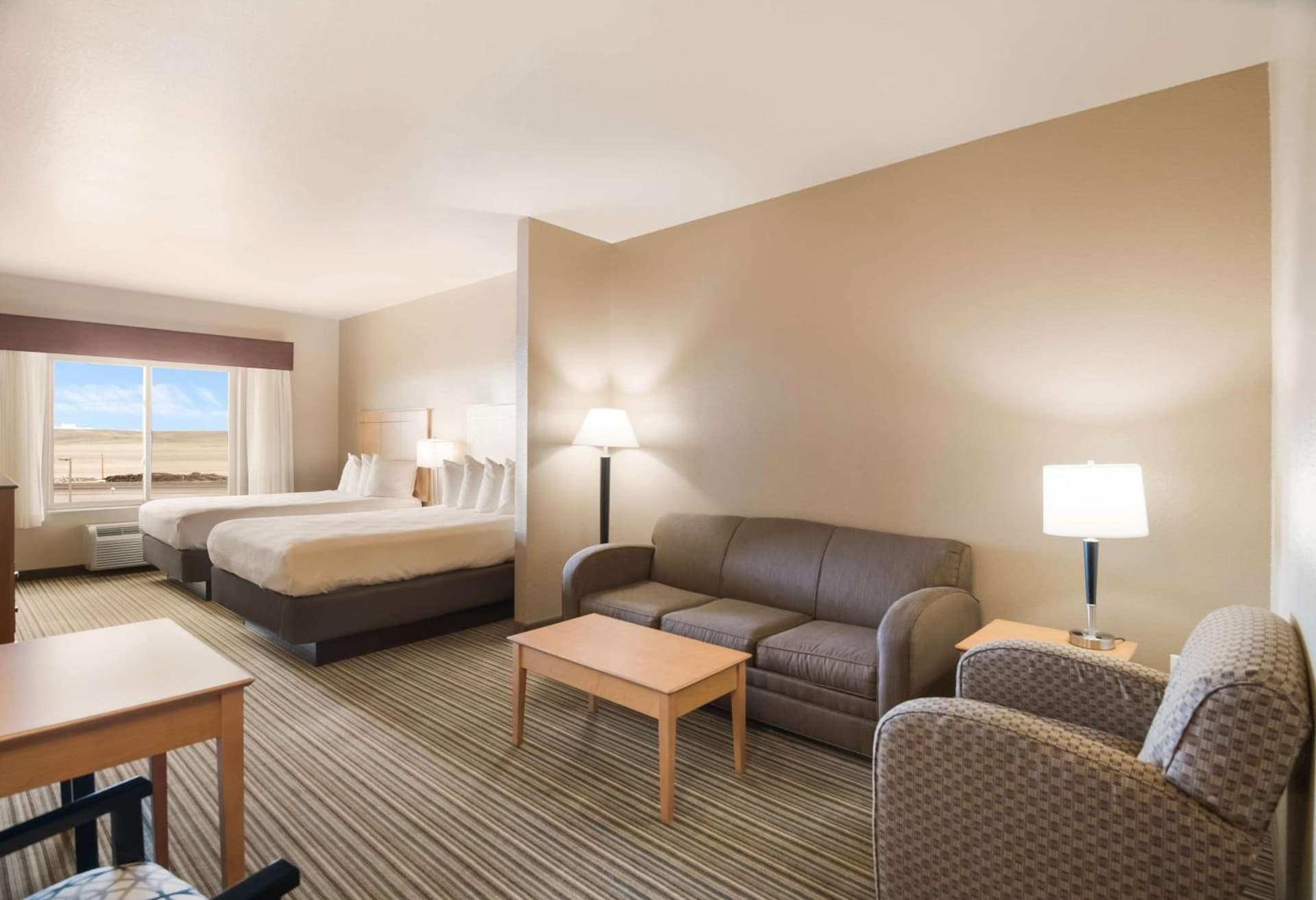 Best Western Shelby Inn & Suites property views in Shelby, MT — gallery photo 3