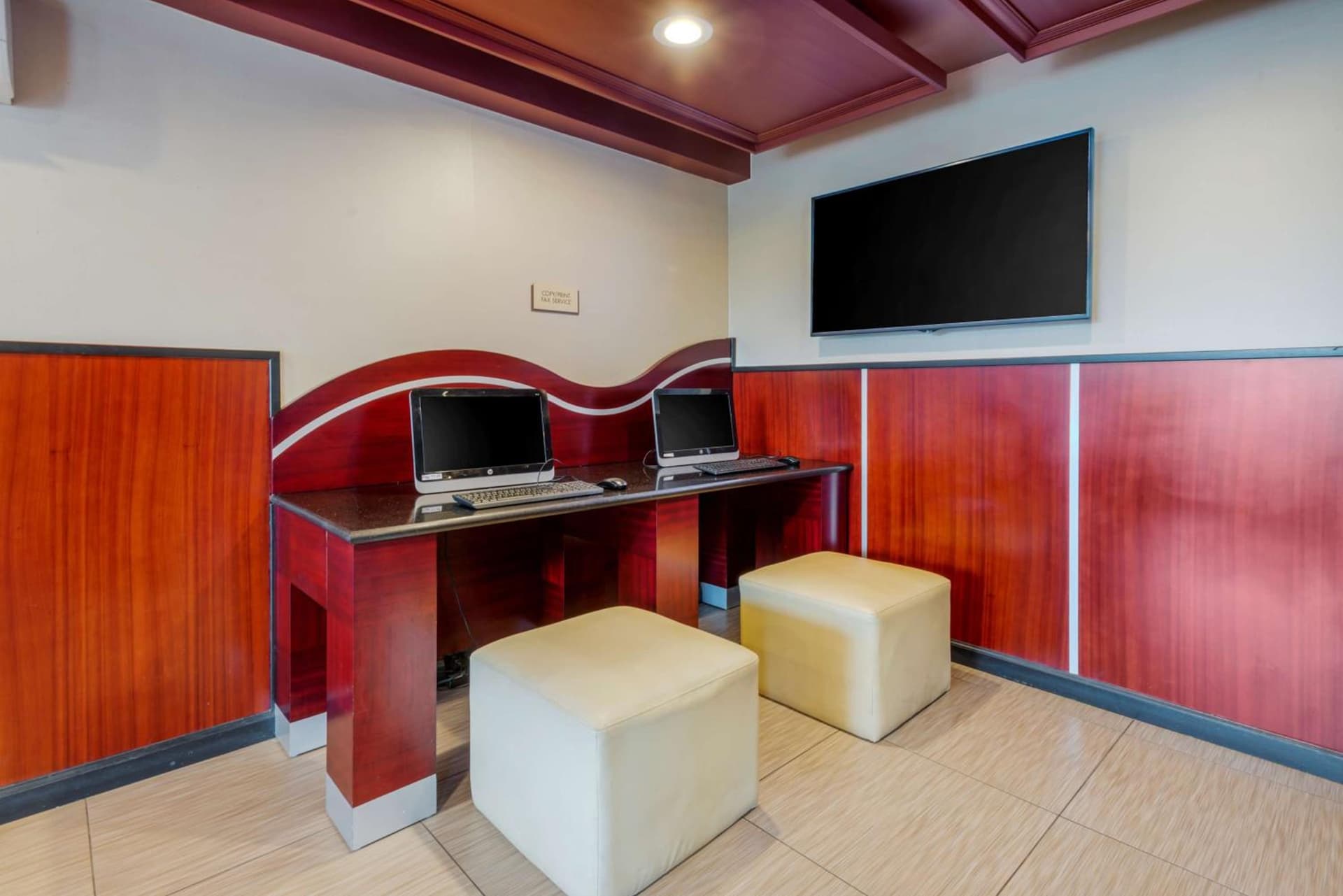 BEST WESTERN PLUS Poconos gallery photo in Tannersville — image 9
