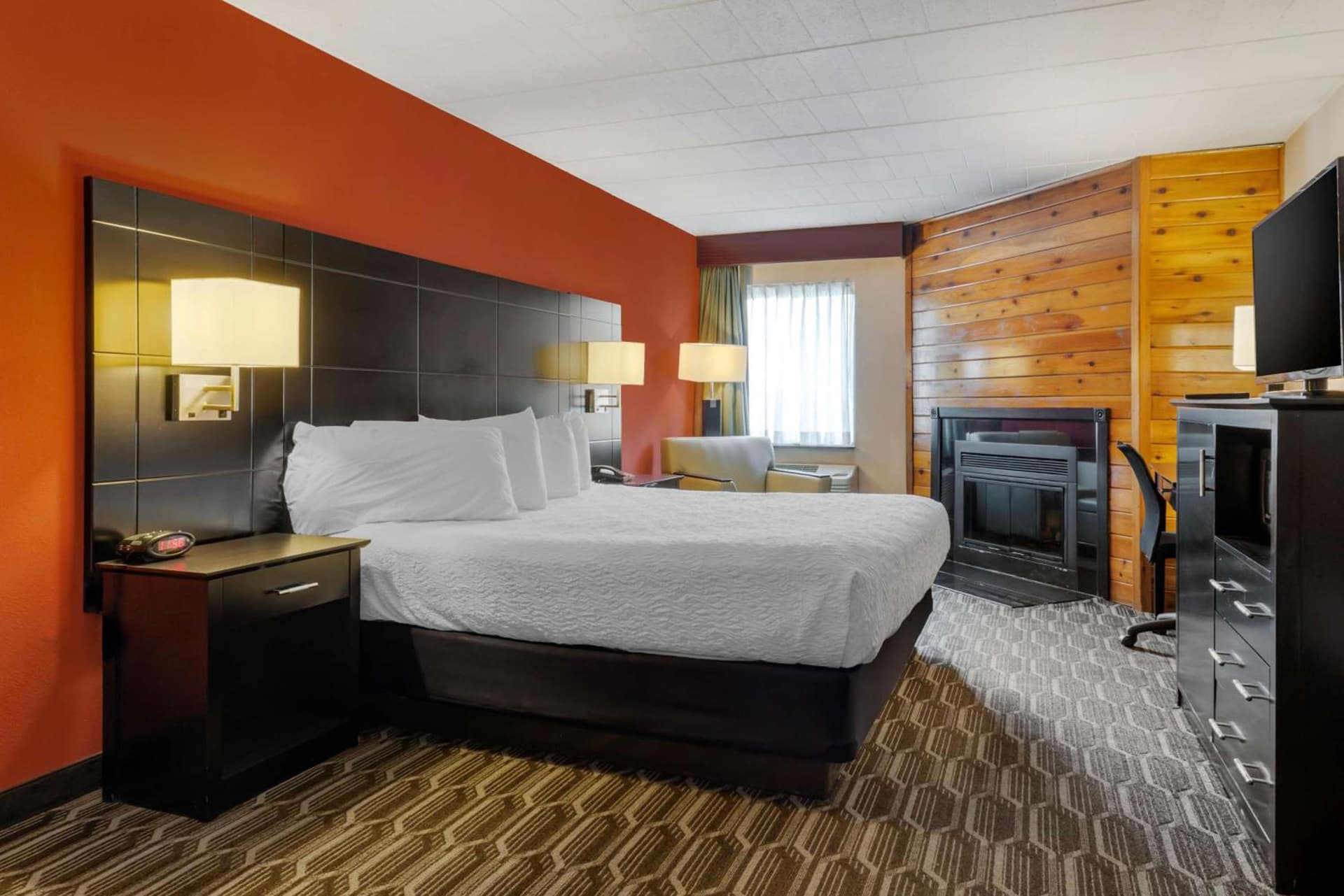 BEST WESTERN PLUS Poconos gallery photo in Tannersville — image 11