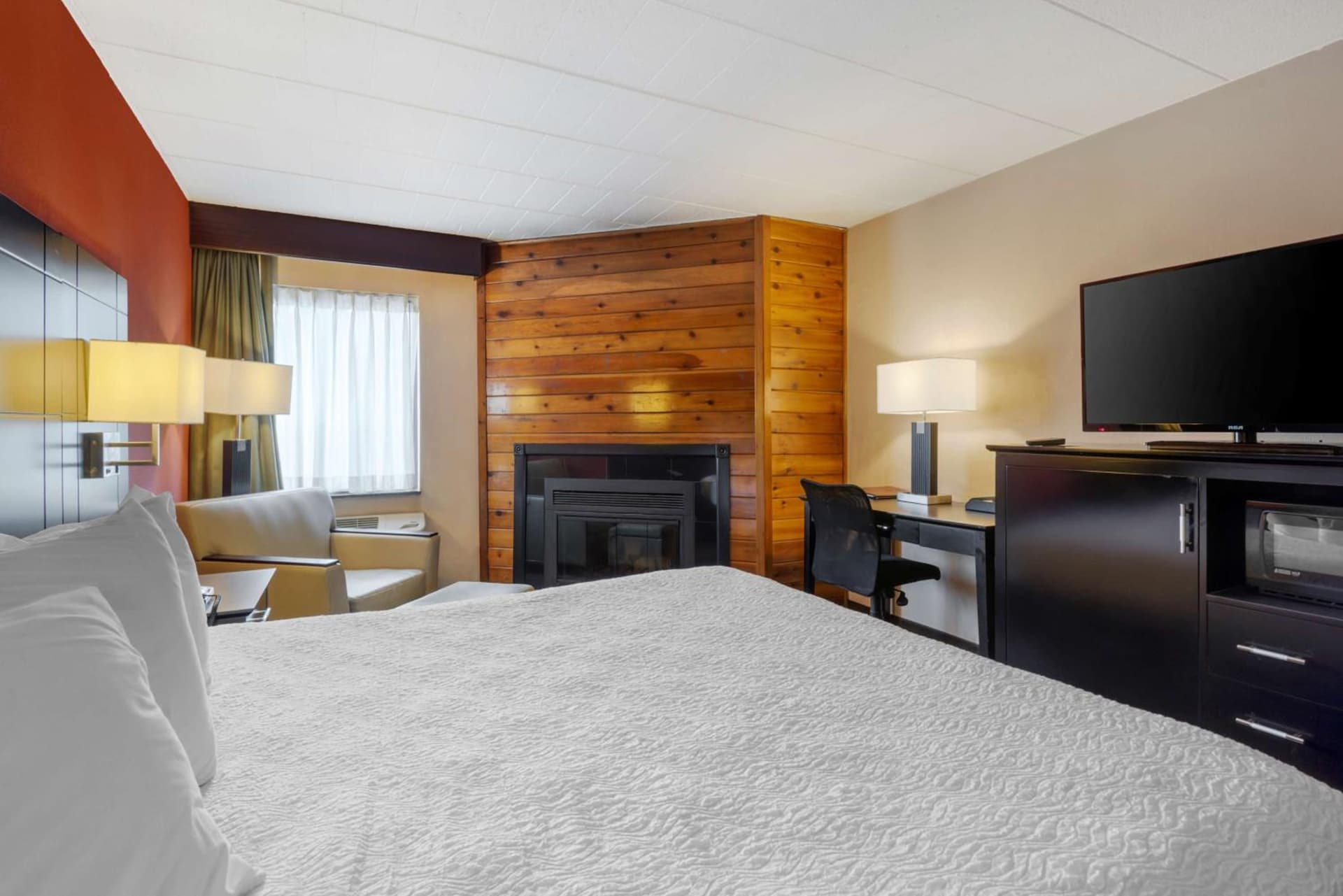 BEST WESTERN PLUS Poconos gallery photo in Tannersville — image 14