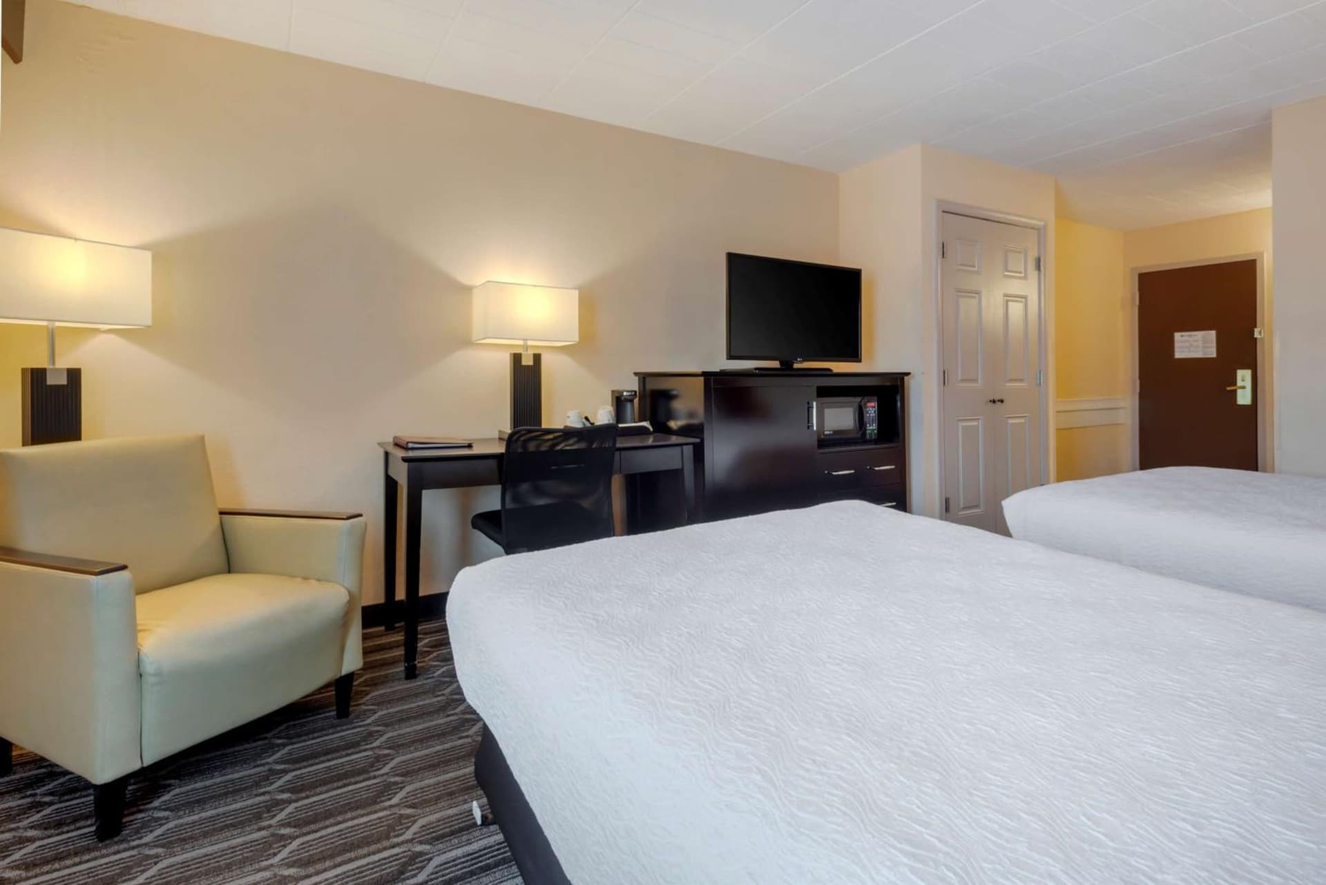 BEST WESTERN PLUS Poconos gallery photo in Tannersville — image 19