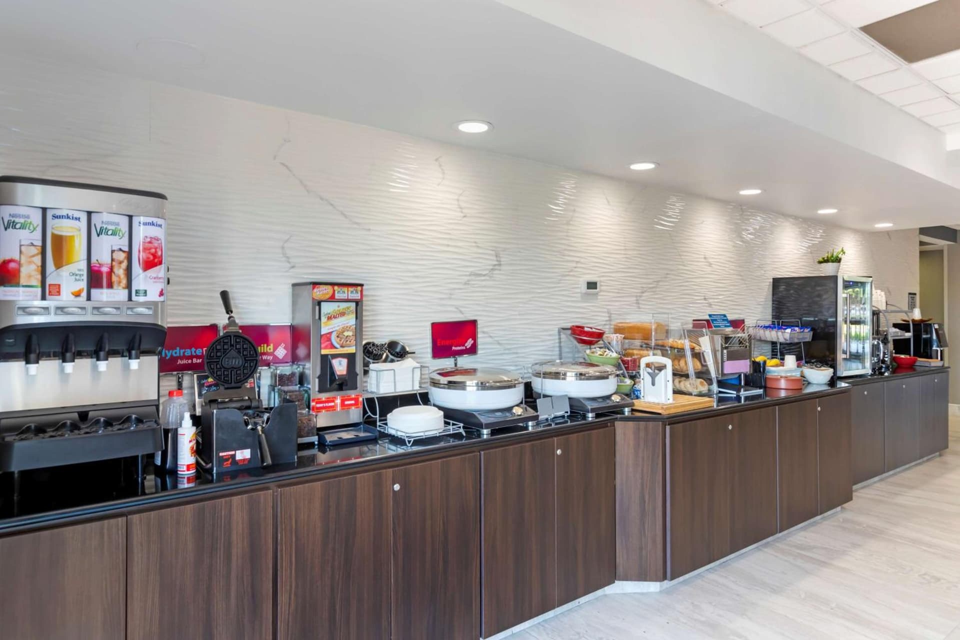 Best Western Plus McAllen Airport Hotel gallery photo in McAllen, TX — image 11