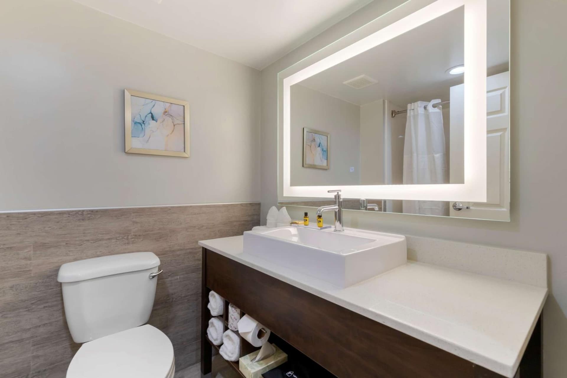 Best Western Plus McAllen Airport Hotel gallery photo in McAllen, TX — image 12