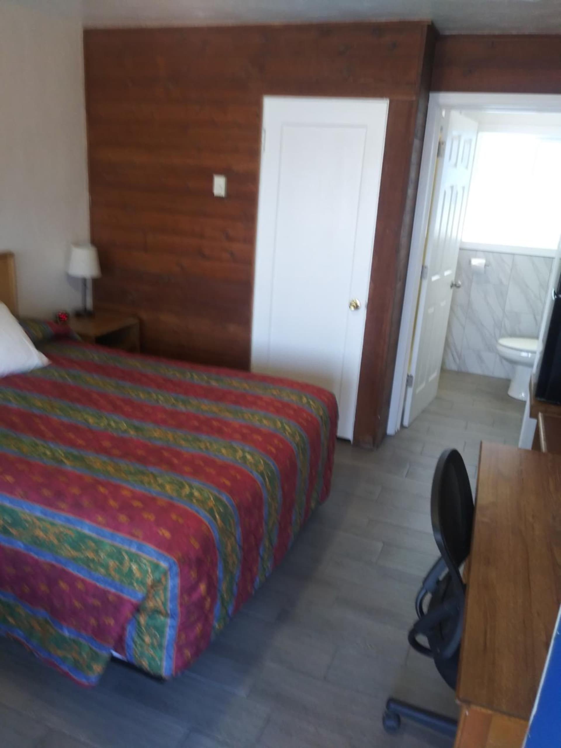 Southsider Motel property views in Coos Bay, OR — gallery photo 3