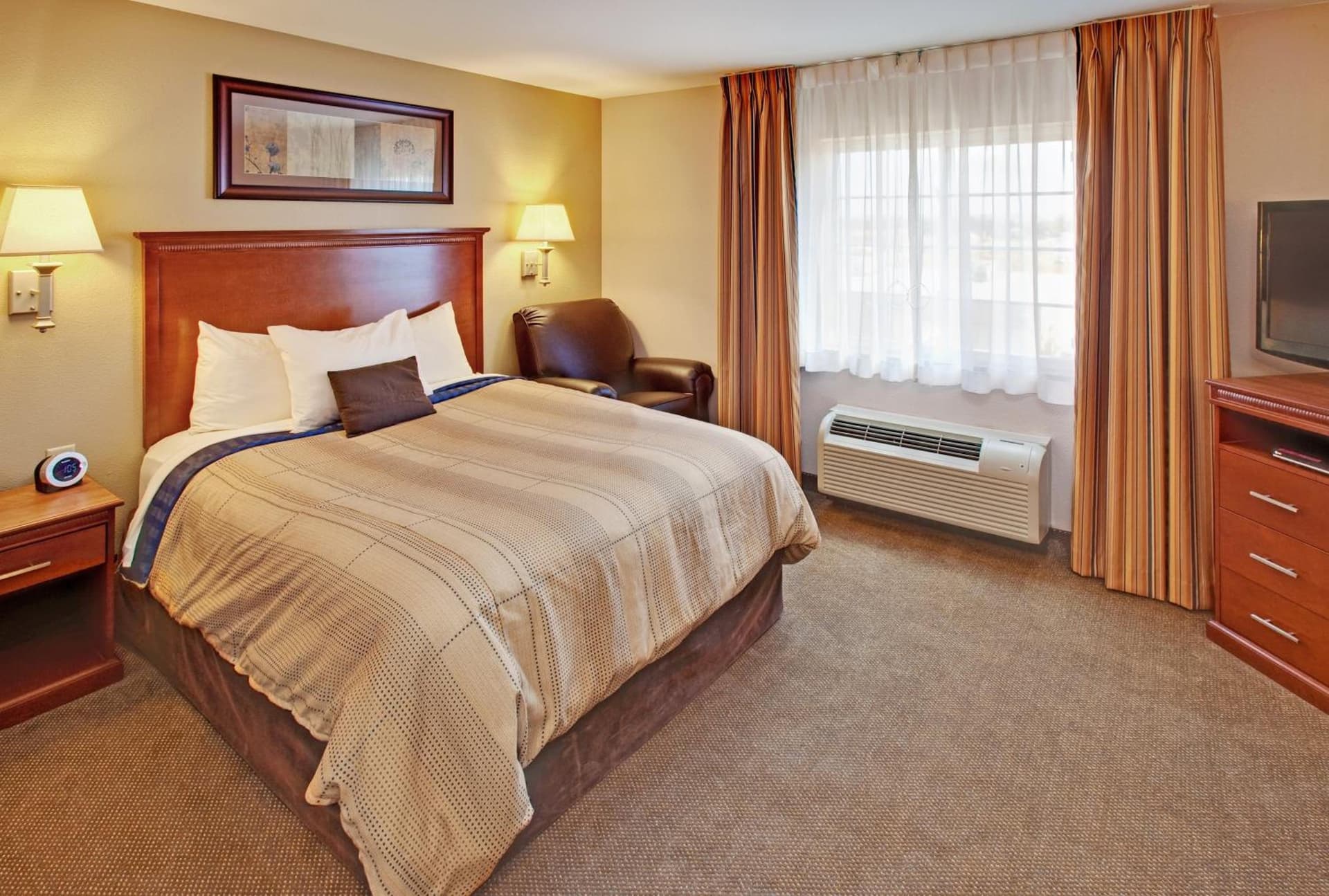 Candlewood Suites Williston by IHG property views in Williston, ND — gallery photo 3