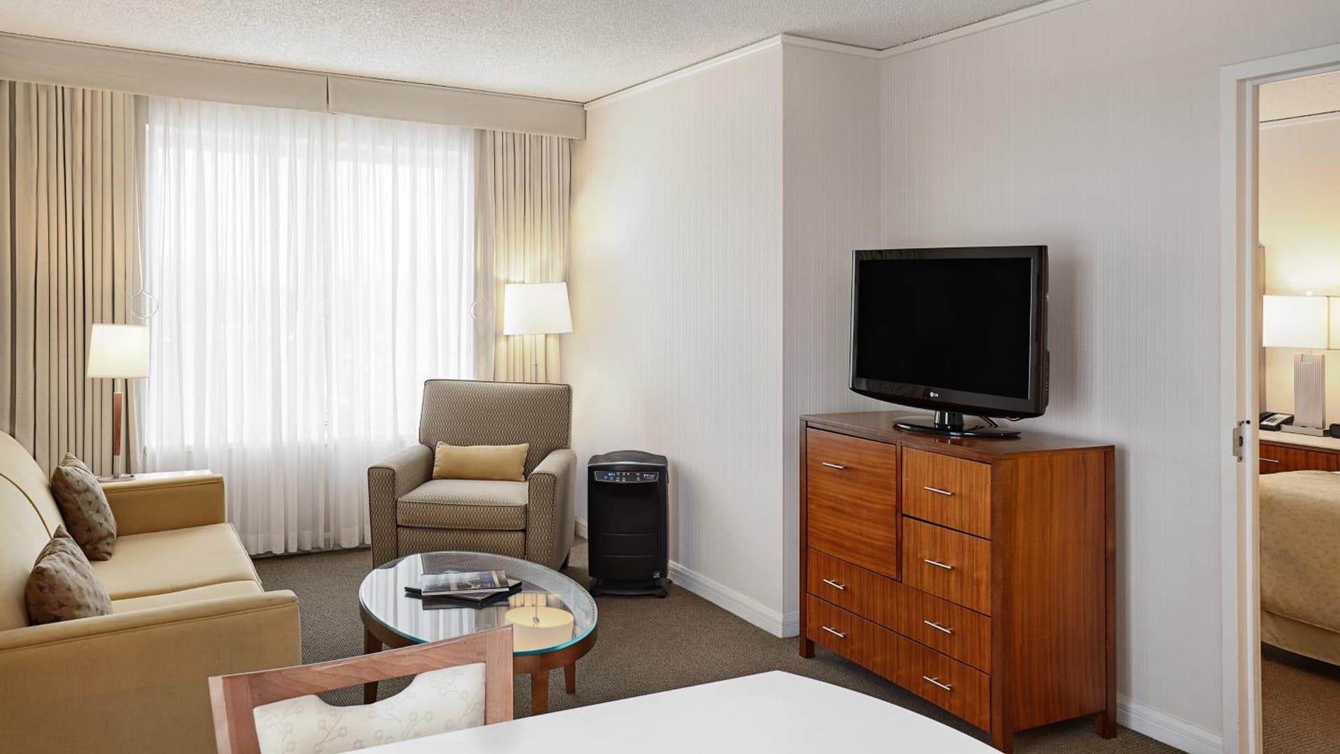 InterContinental Suites Hotel Cleveland by IHG gallery photo in Cleveland, OH — image 9