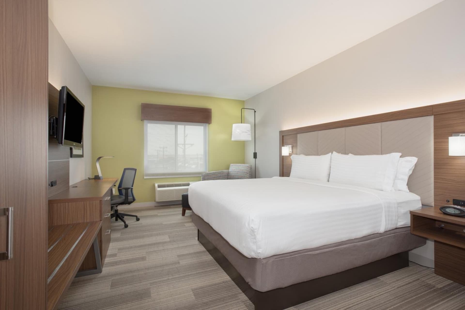 Holiday Inn Express & Suites Amarillo by IHG gallery photo in Amarillo, TX — image 30
