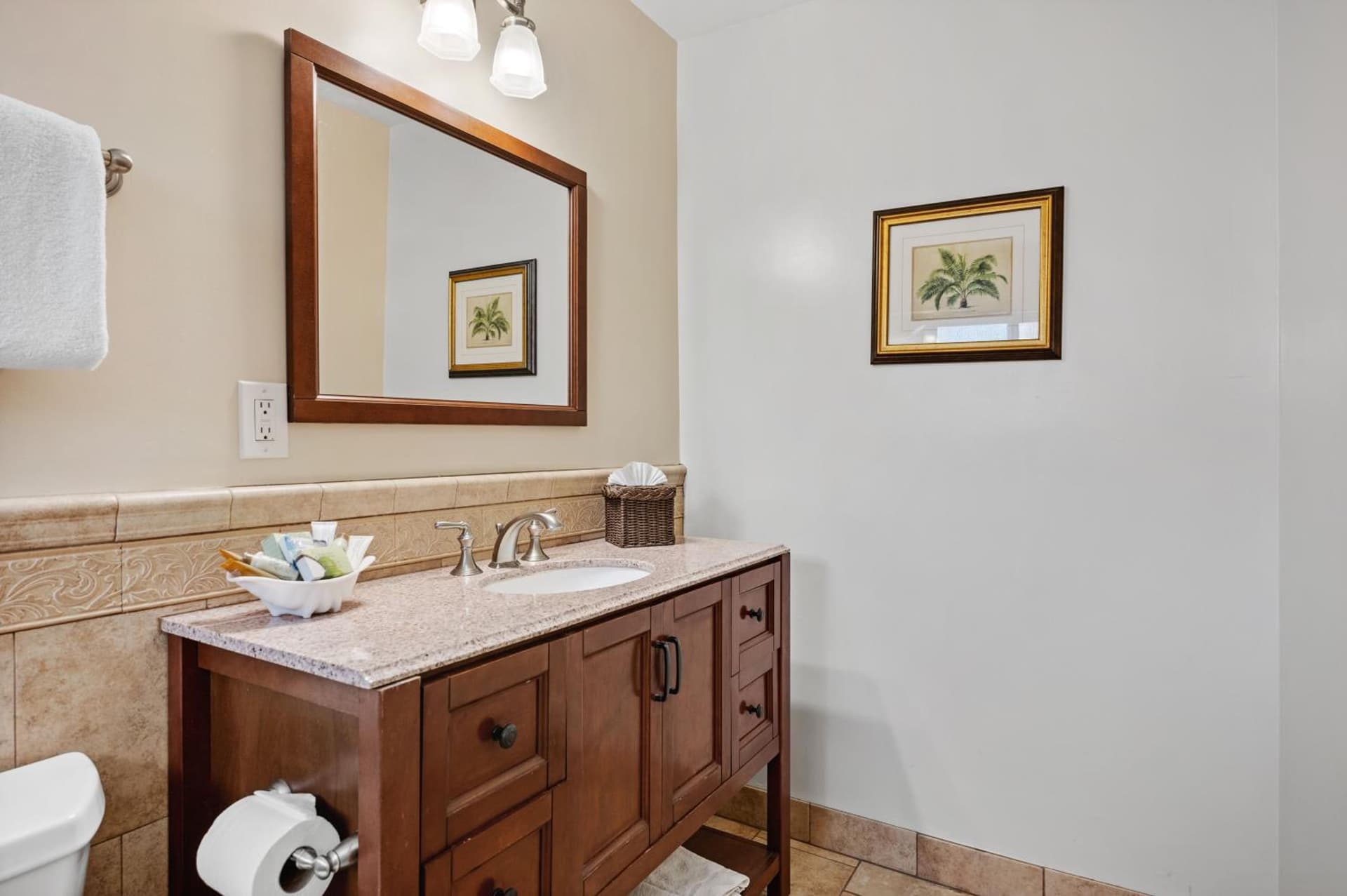 Inn by the Harbor gallery photo in Santa Barbara, CA — image 11