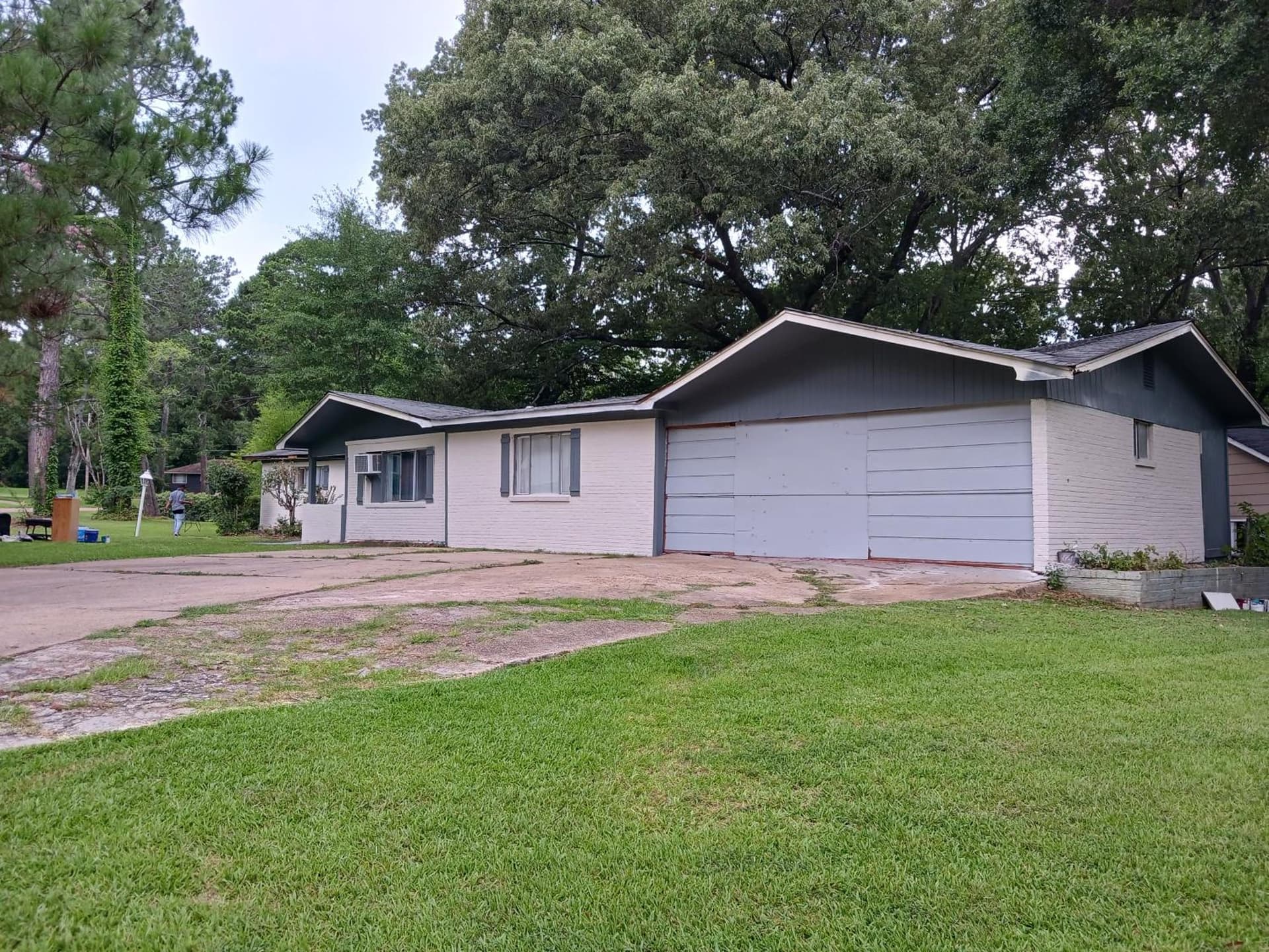 The Happy Home interior in Jackson, MS — gallery photo 2