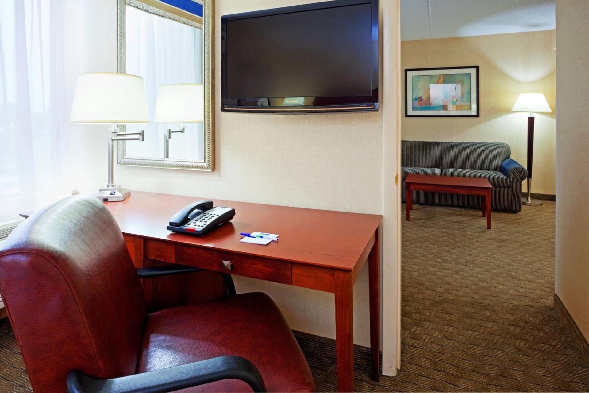Holiday Inn Express Ramsey Mahwah by IHG interior in Ramsey, NJ — gallery photo 2