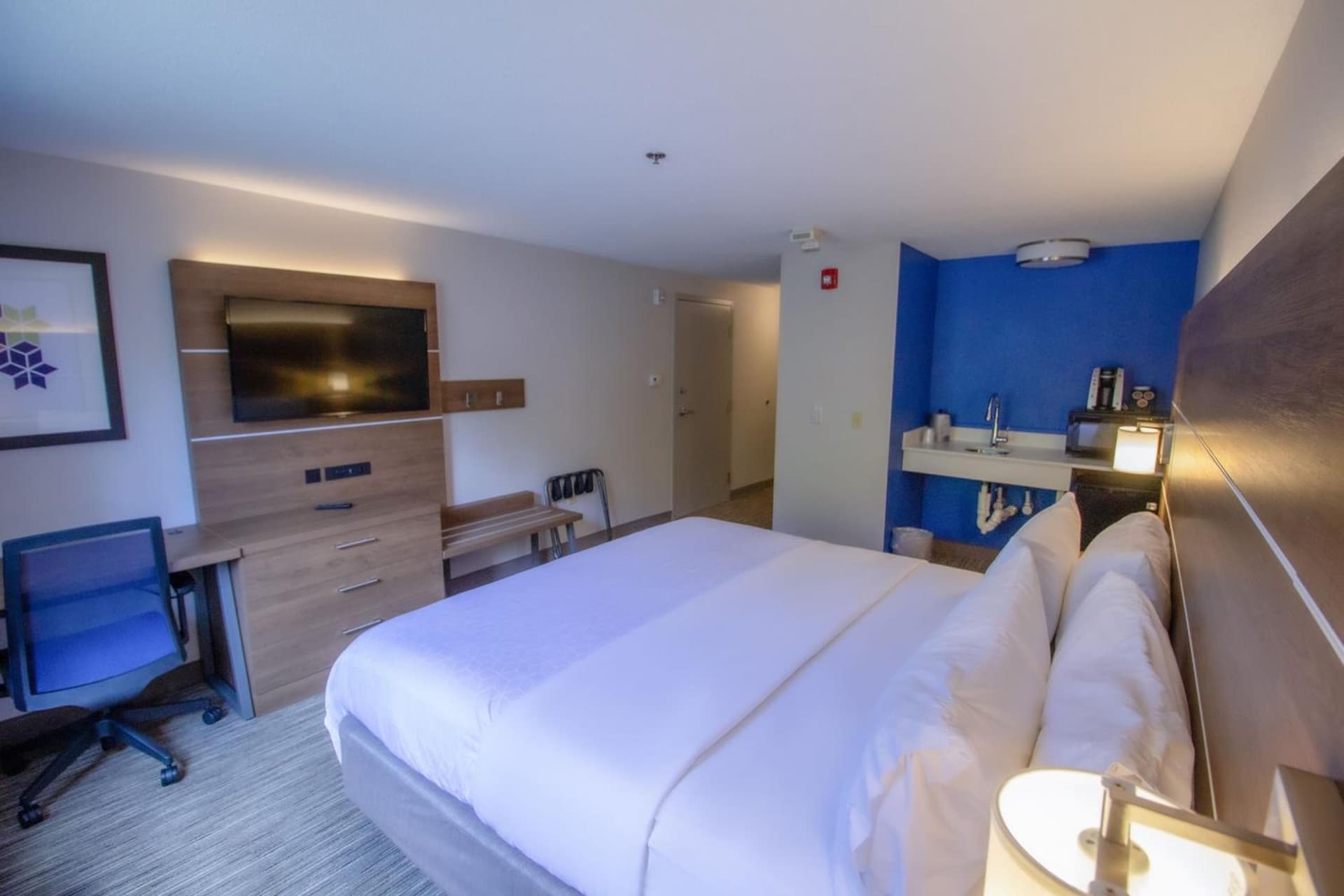 Holiday Inn Express & Suites - Lincoln East - White Mountains by IHG gallery photo in Lincoln — image 119