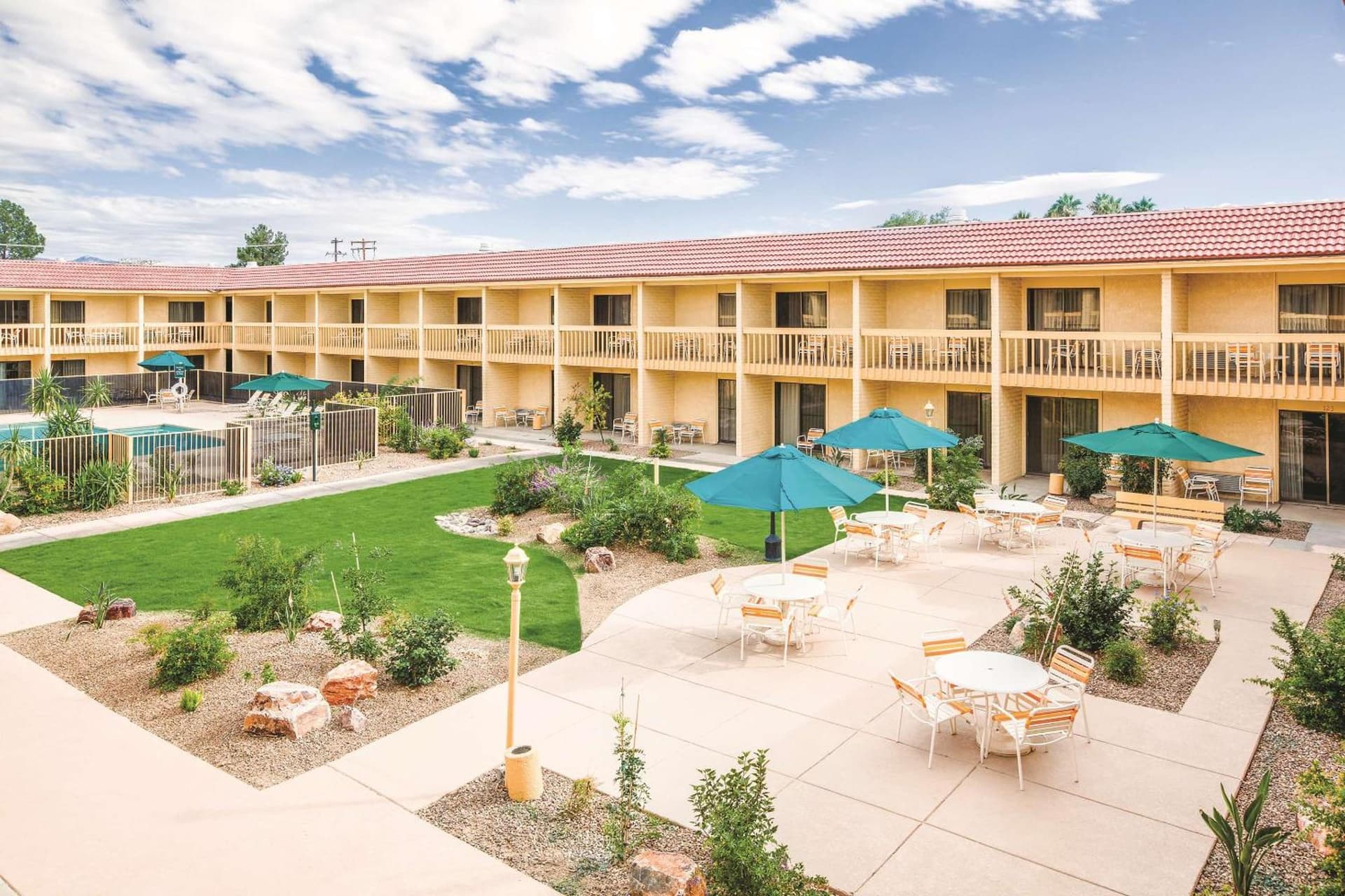 La Quinta Inn by Wyndham Tucson East gallery photo in Tucson, AZ — image 32