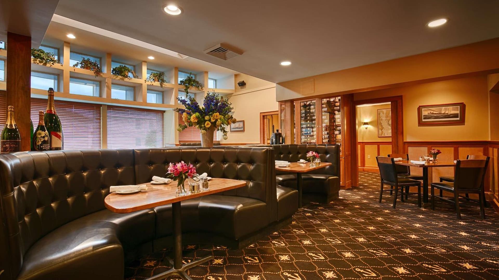 Best Western Plus Windjammer Inn & Conference Center gallery photo in Burlington, VT — image 30
