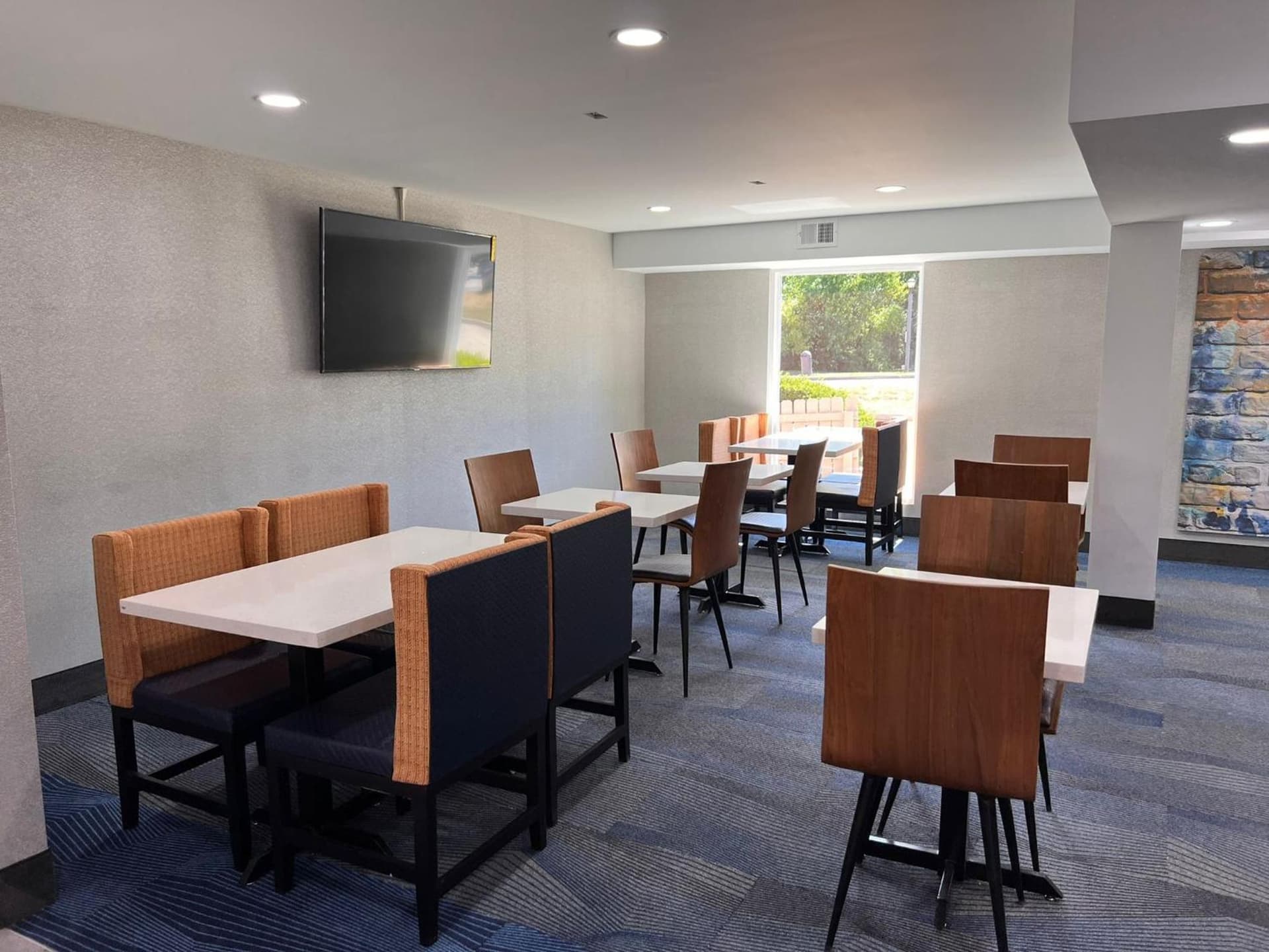 La Quinta Inn Lexington-Horse Park gallery photo in Lexington, KY — image 46