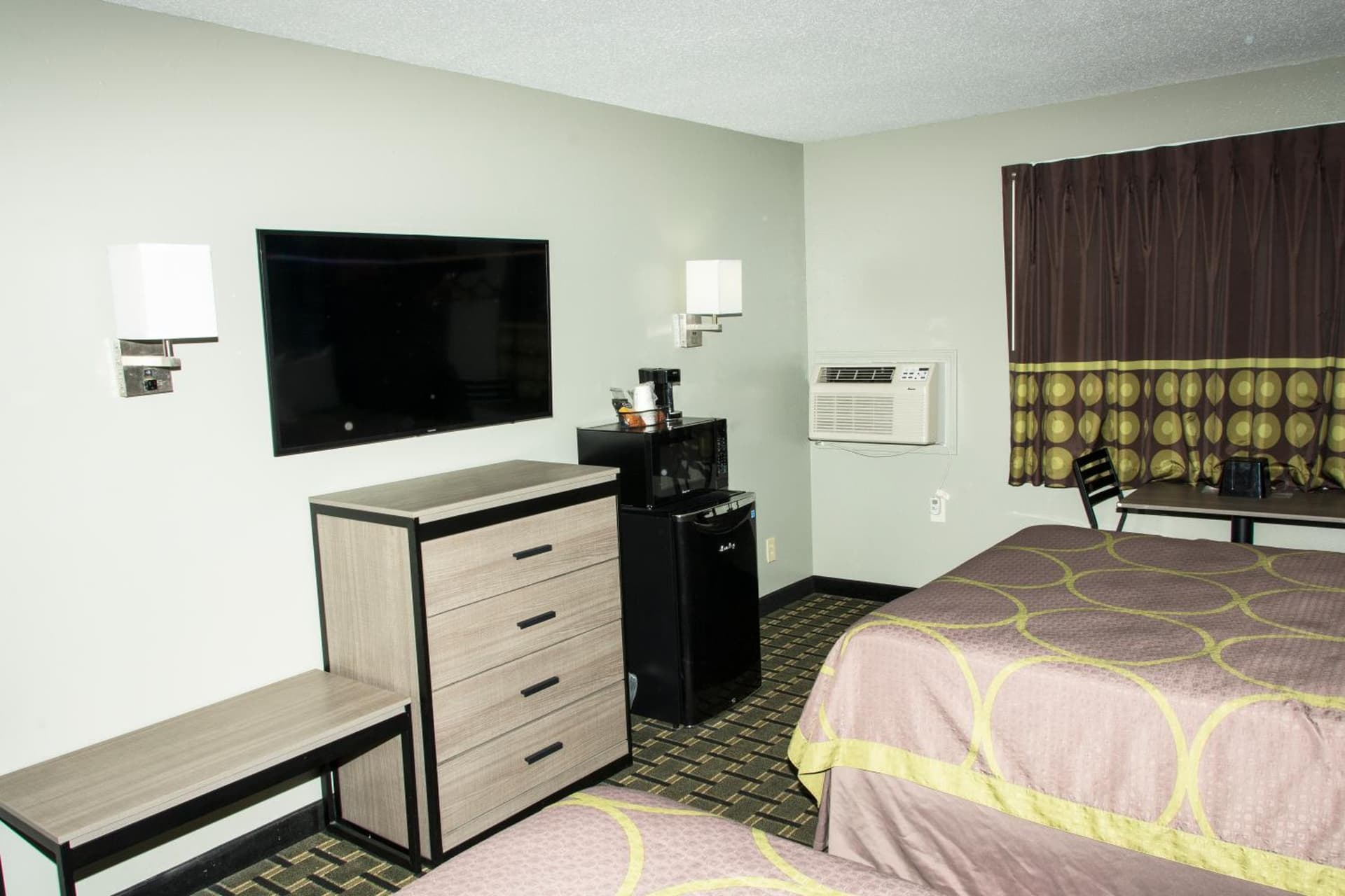Super 8 by Wyndham Michigan City property views in Michigan City, IN — gallery photo 3