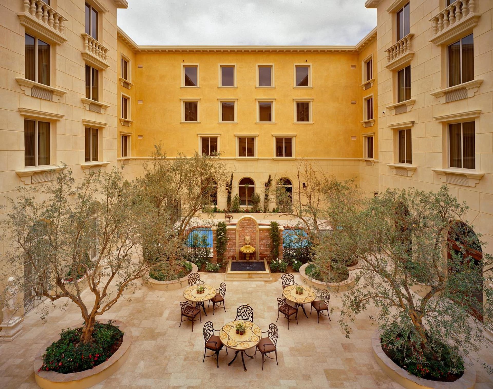 Ayres Hotel Manhattan Beach gallery photo in Hawthorne, CA — image 45