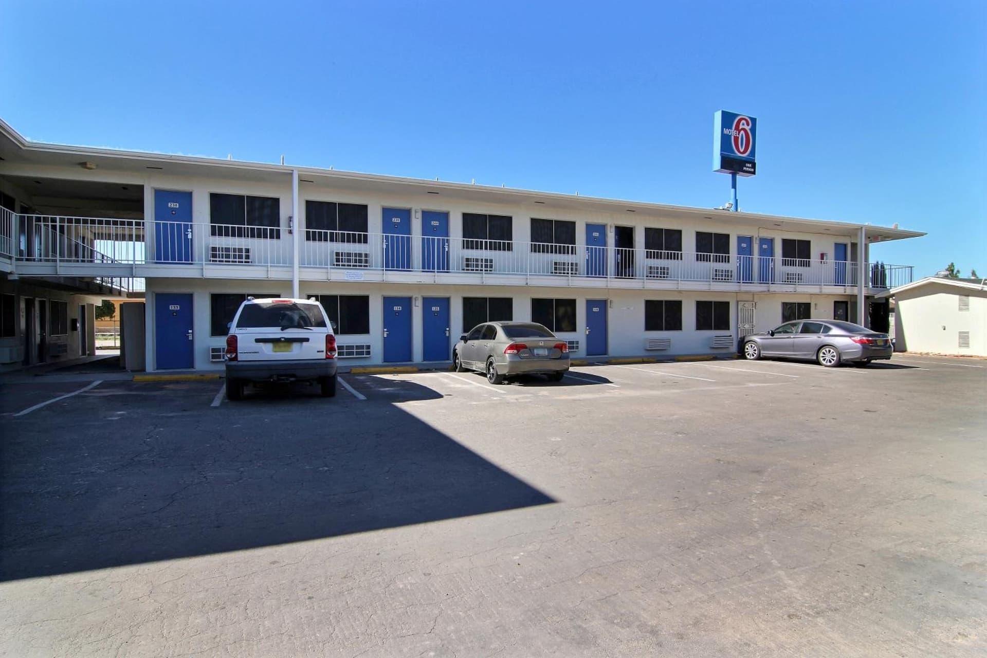 Motel 6-Carlsbad, NM property views in Carlsbad, NM — gallery photo 3