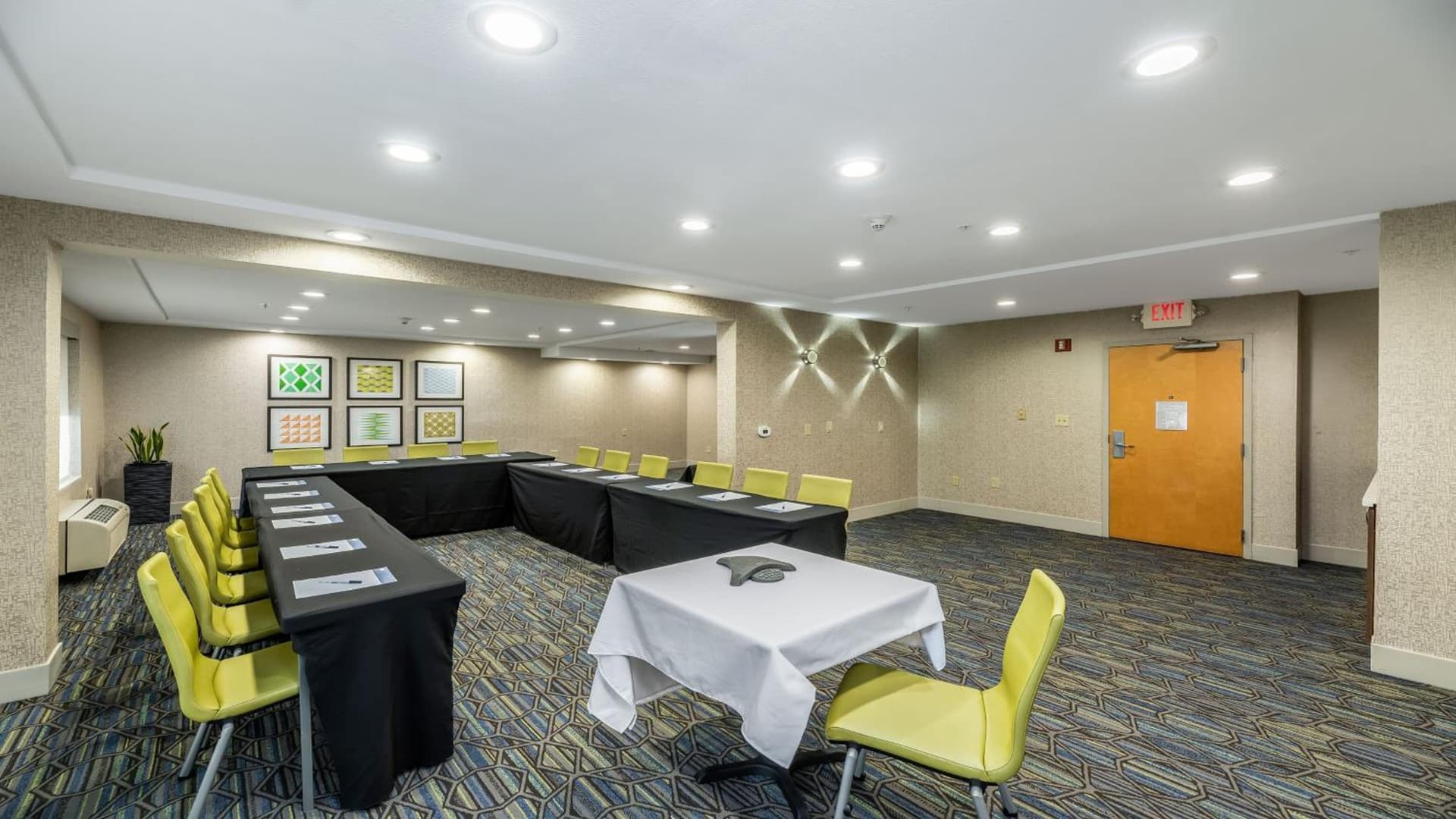 Holiday Inn Express Fremont - Milpitas Central by IHG gallery photo in Fremont, CA — image 26