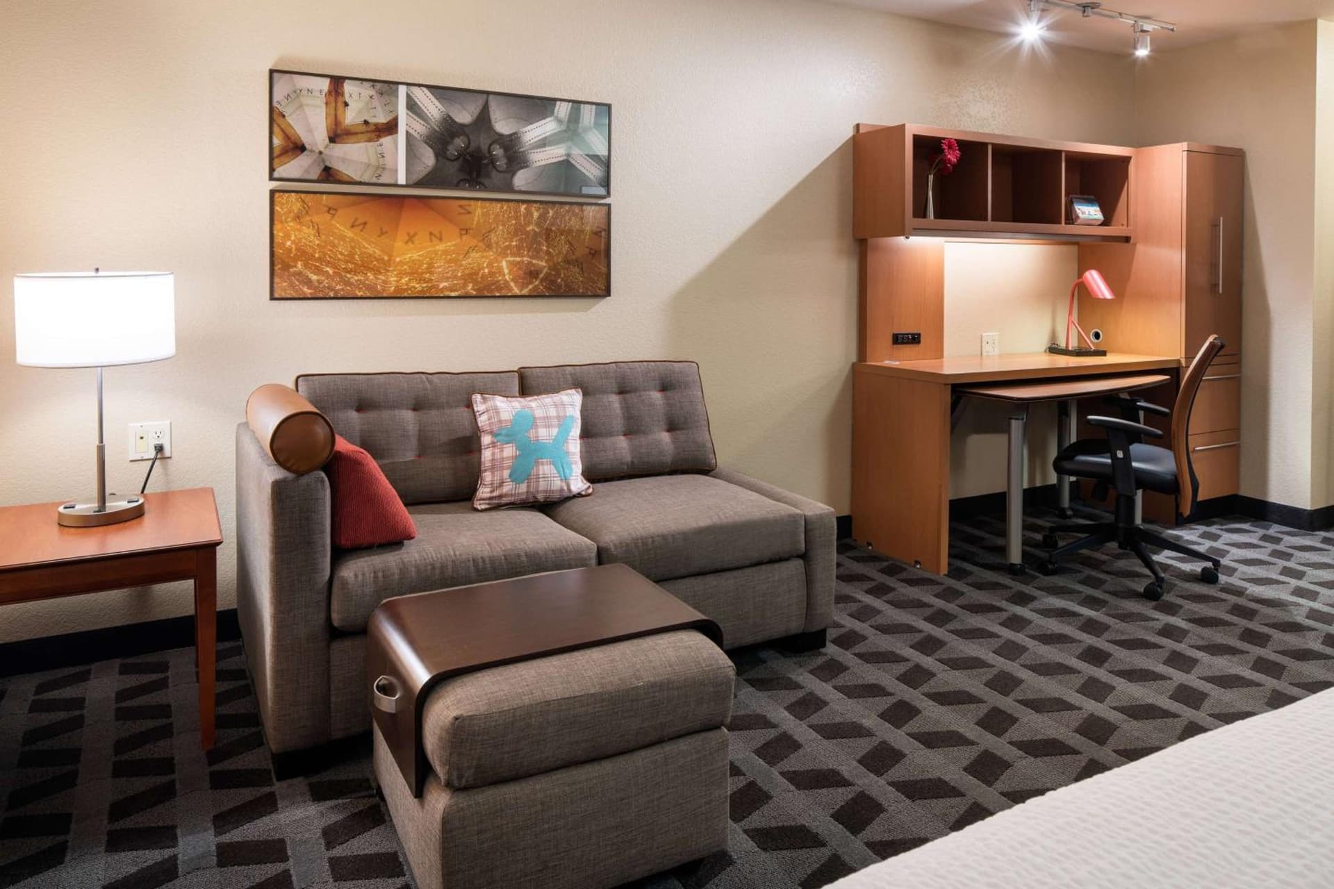 Sonesta Simply Suites Seattle Renton property views in Renton, WA — gallery photo 3