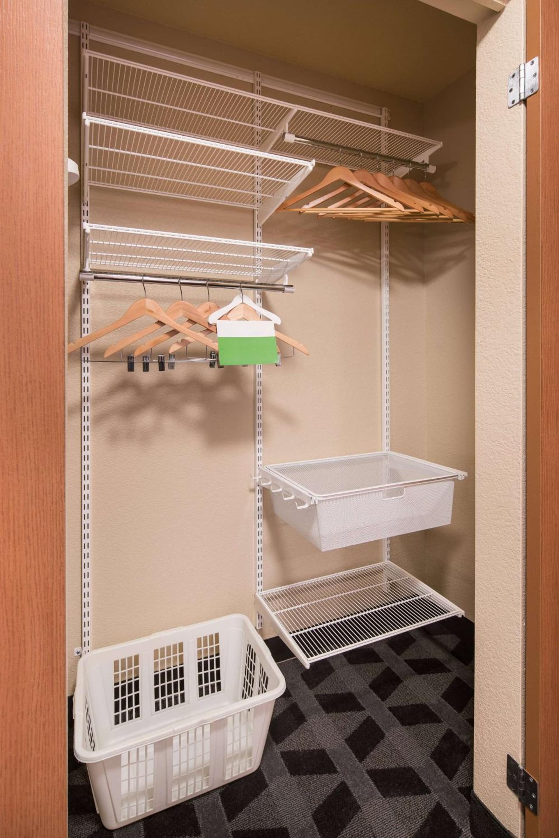 Sonesta Simply Suites Seattle Renton gallery photo in Renton, WA — image 4