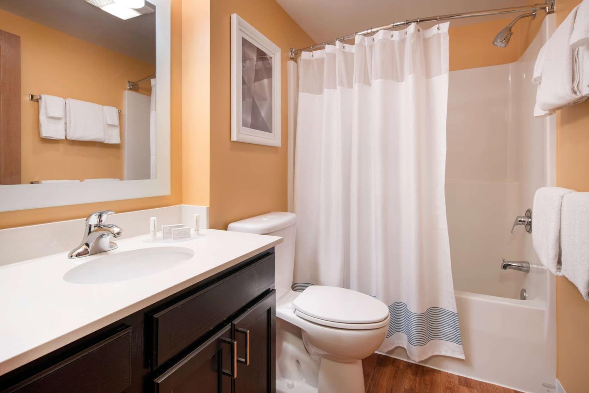 Sonesta Simply Suites Seattle Renton gallery photo in Renton, WA — image 22
