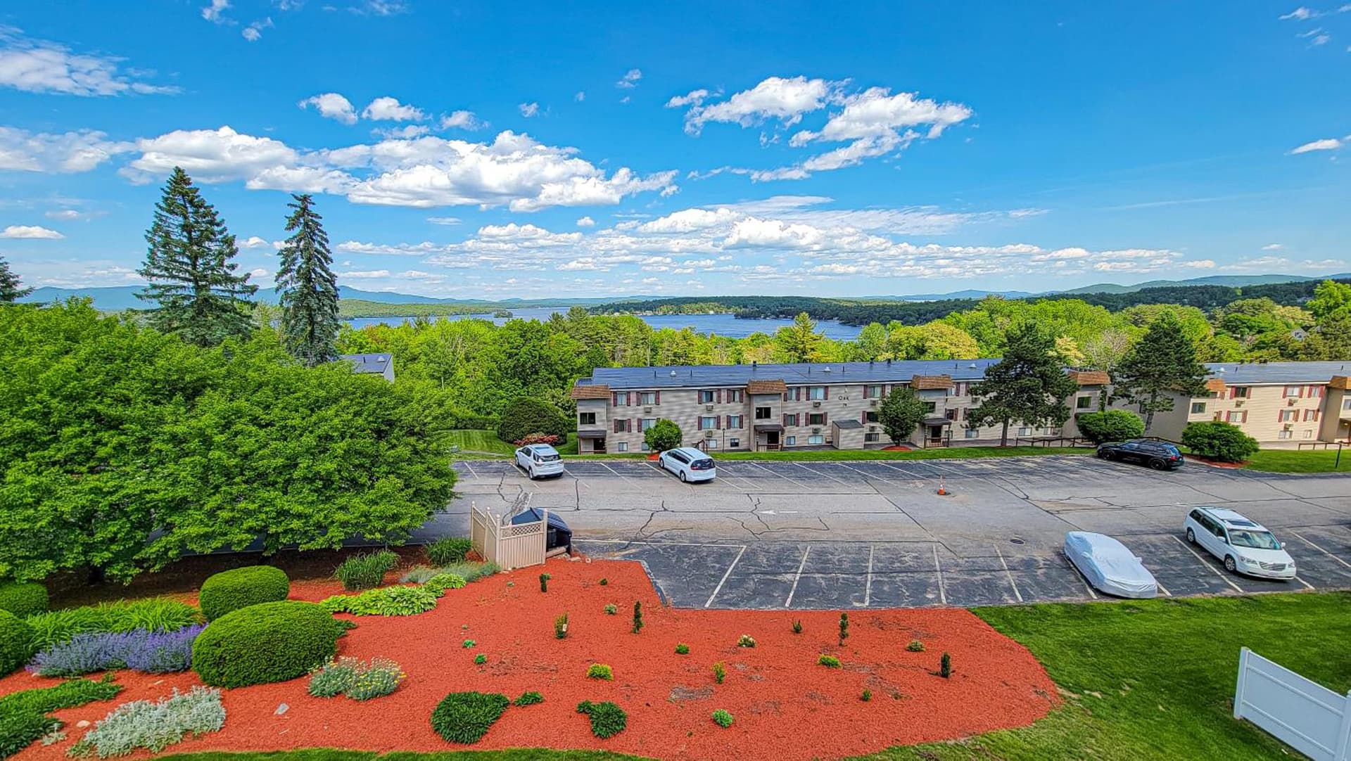 Village of Winnipesaukee by CoolVacay featured exterior or lobby in Laconia, NH — similar hotel