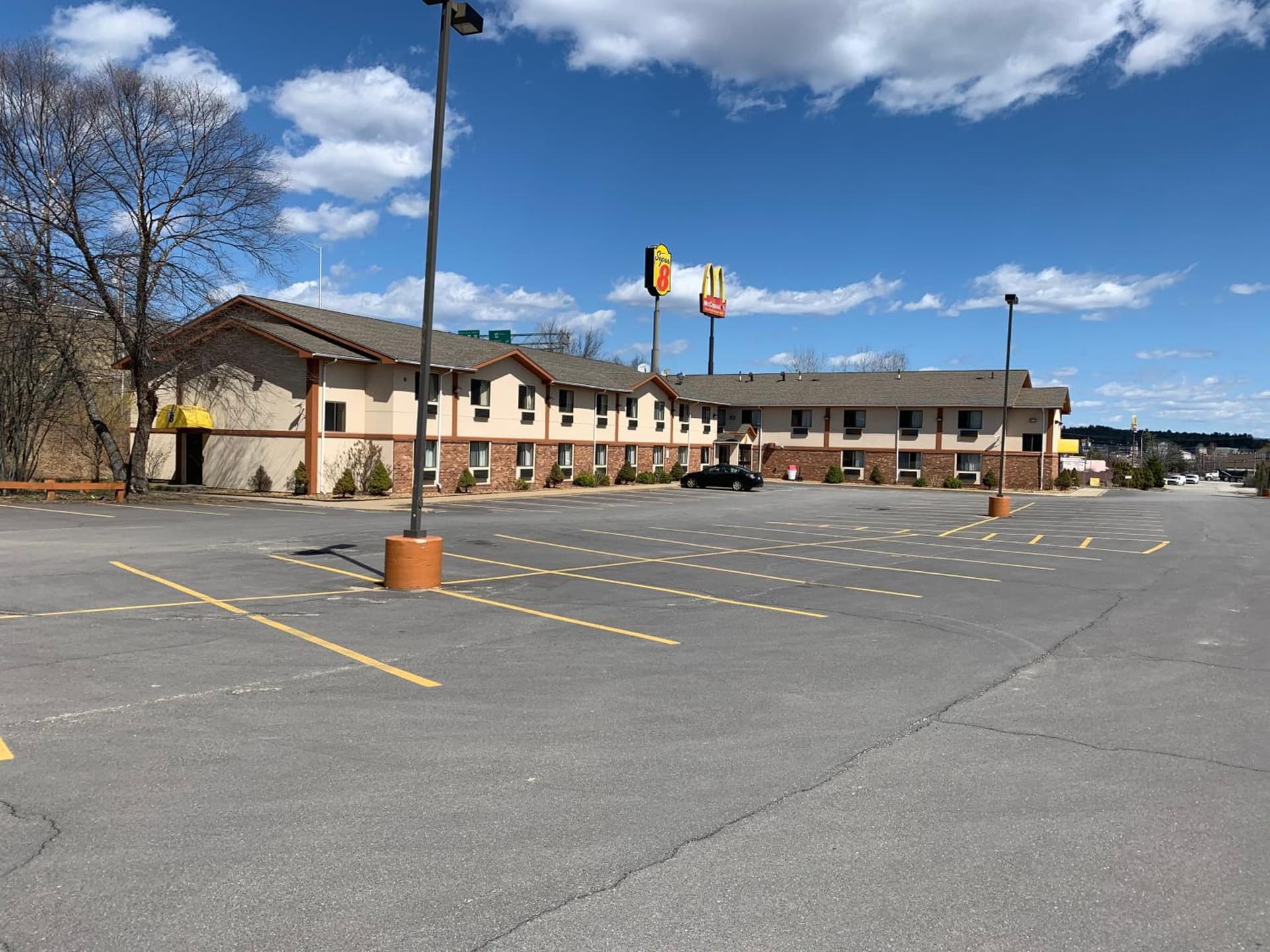 Super 8 by Wyndham Tilton/Lake Winnipesaukee gallery photo in Tilton, NH — image 25