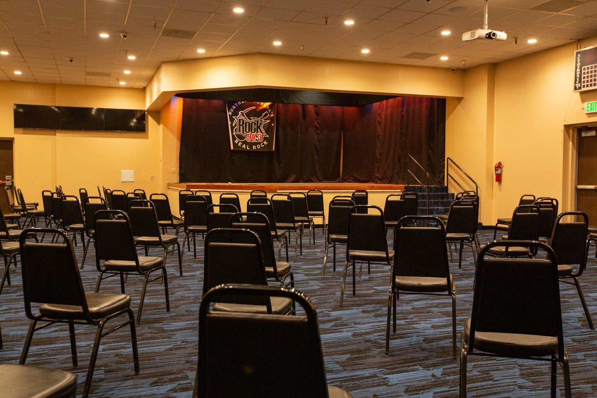 Winners Inn Casino interior in Winnemucca, NV — gallery photo 2