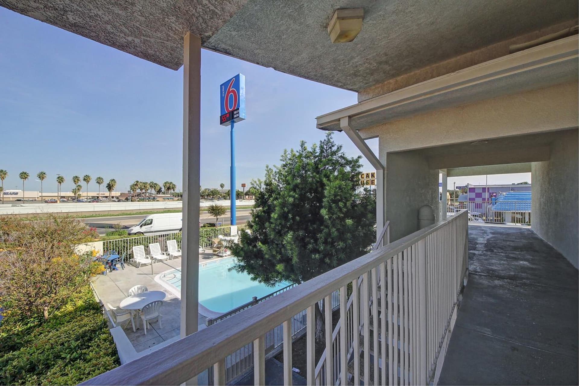Motel 6-Laredo, TX - South gallery photo in Laredo, TX — image 23