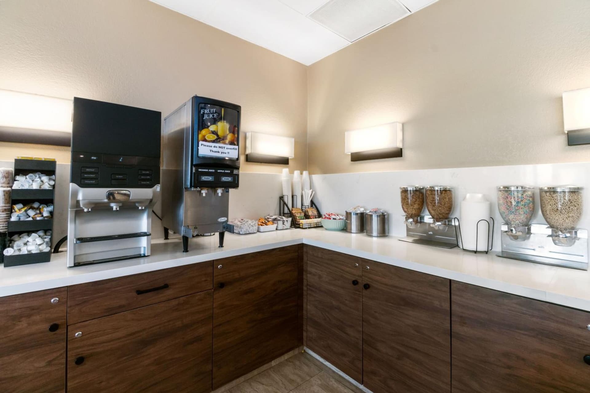 Beachfront Palms Resort Galveston, an Ascend Collection Hotel gallery photo in Galveston, TX — image 90