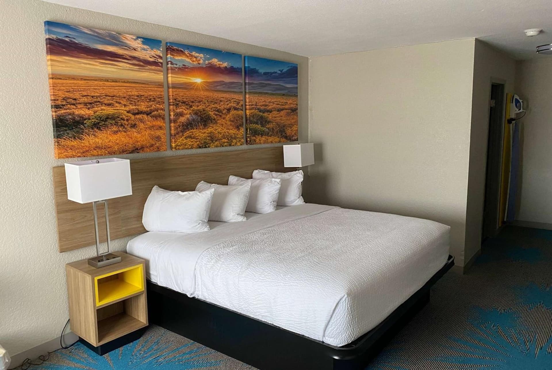 Days Inn by Wyndham Waco University Area gallery photo in Waco, TX — image 20